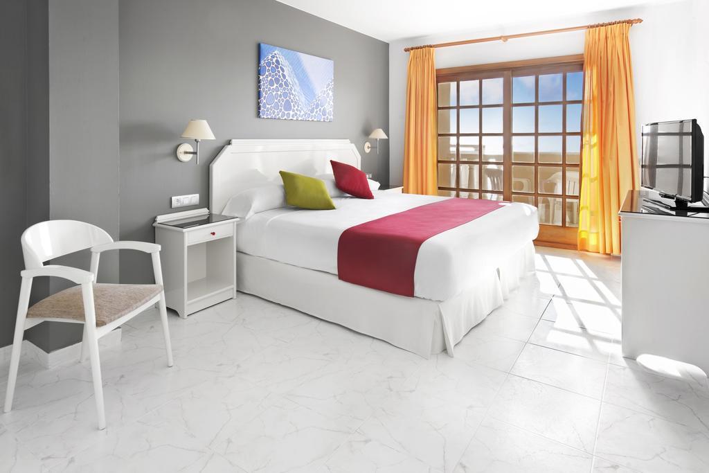 Double Deluxe Room