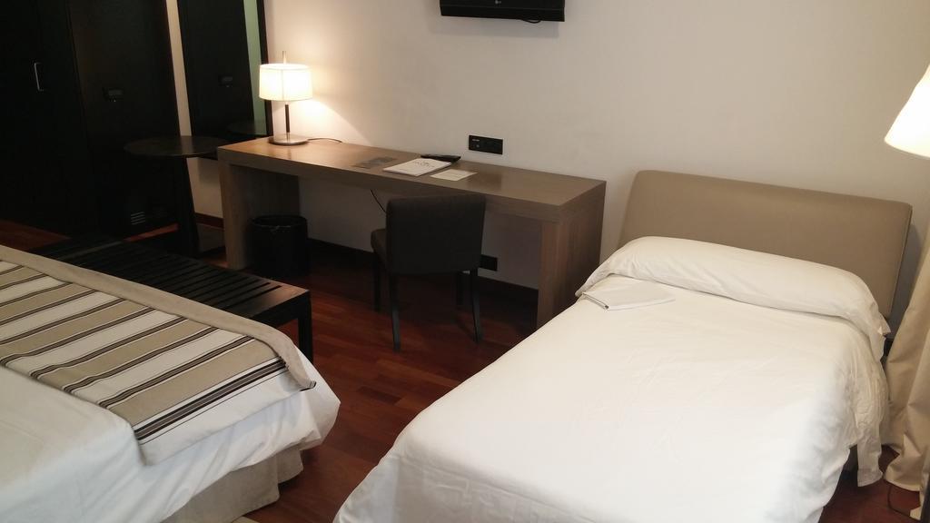 Standard Doppelzimmer (3 Erwachsene)