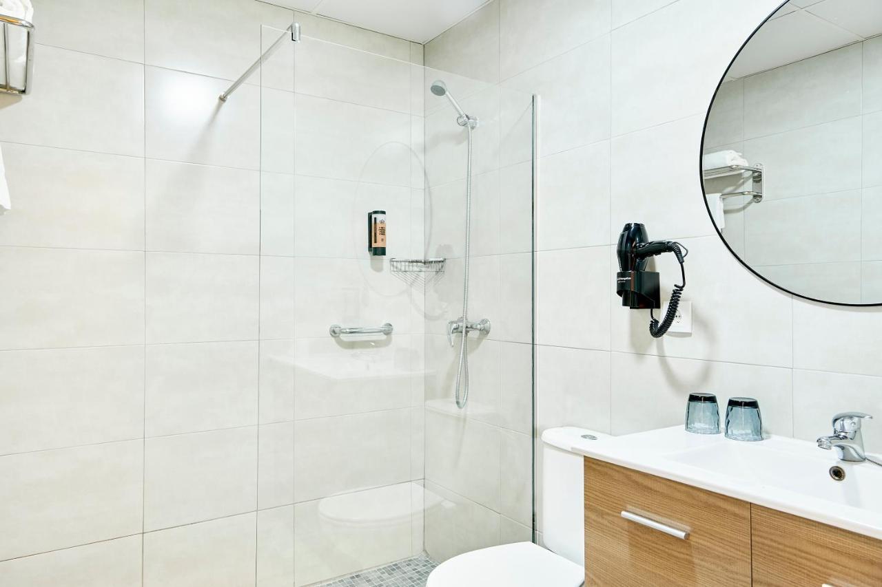 Economy Double Room & Unlimited Brunch