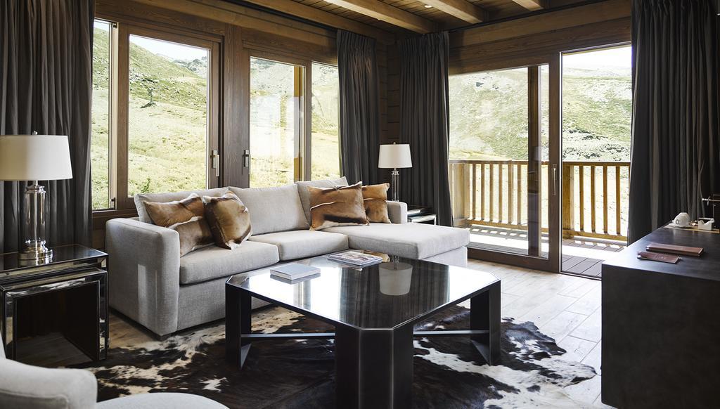 Lodge Premium Suite,143729105:JPEG