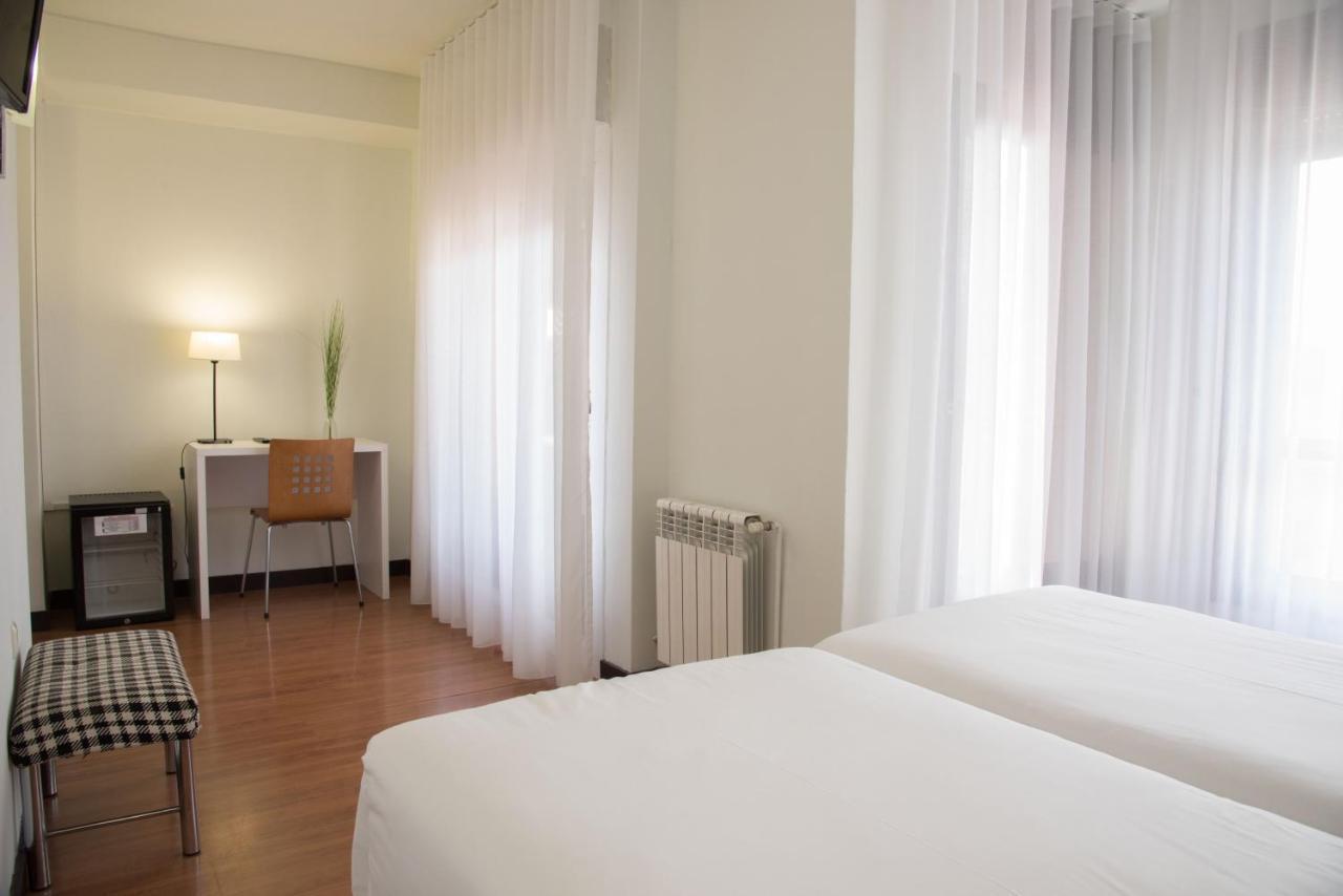 Twin Room (1-2 Adults)