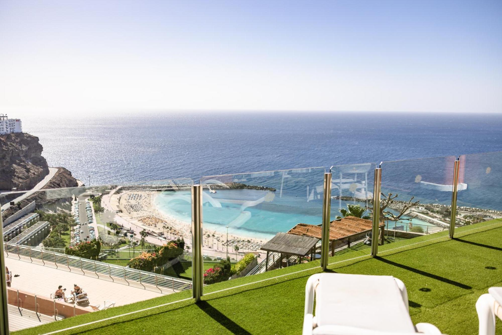 Top Floor Premium Apartment Sea View