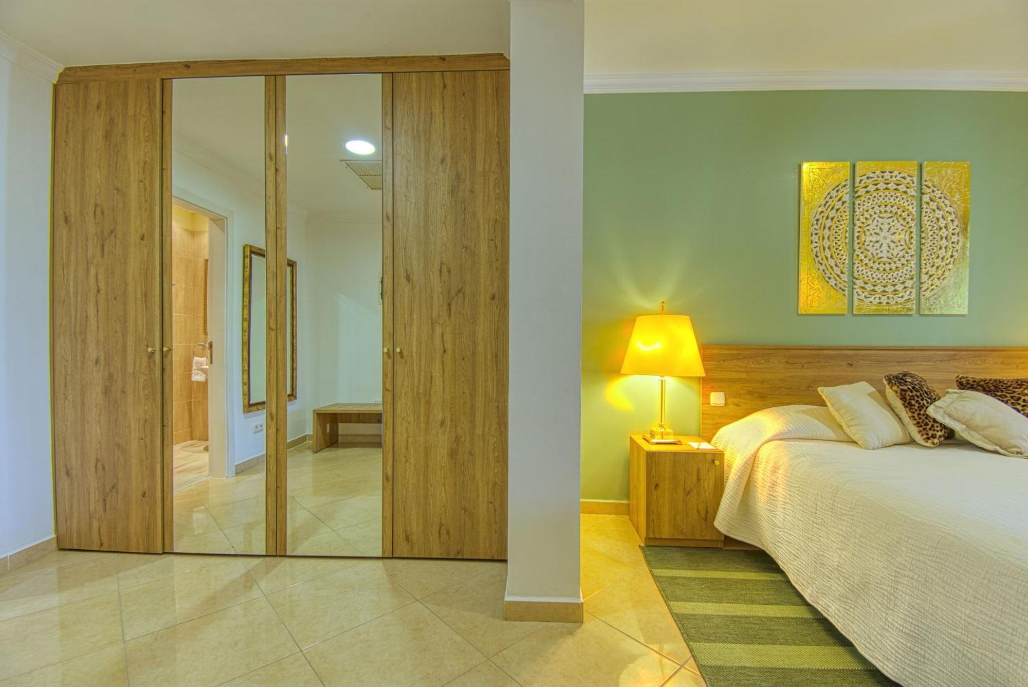 Superior Double Room,1501495516:JPEG