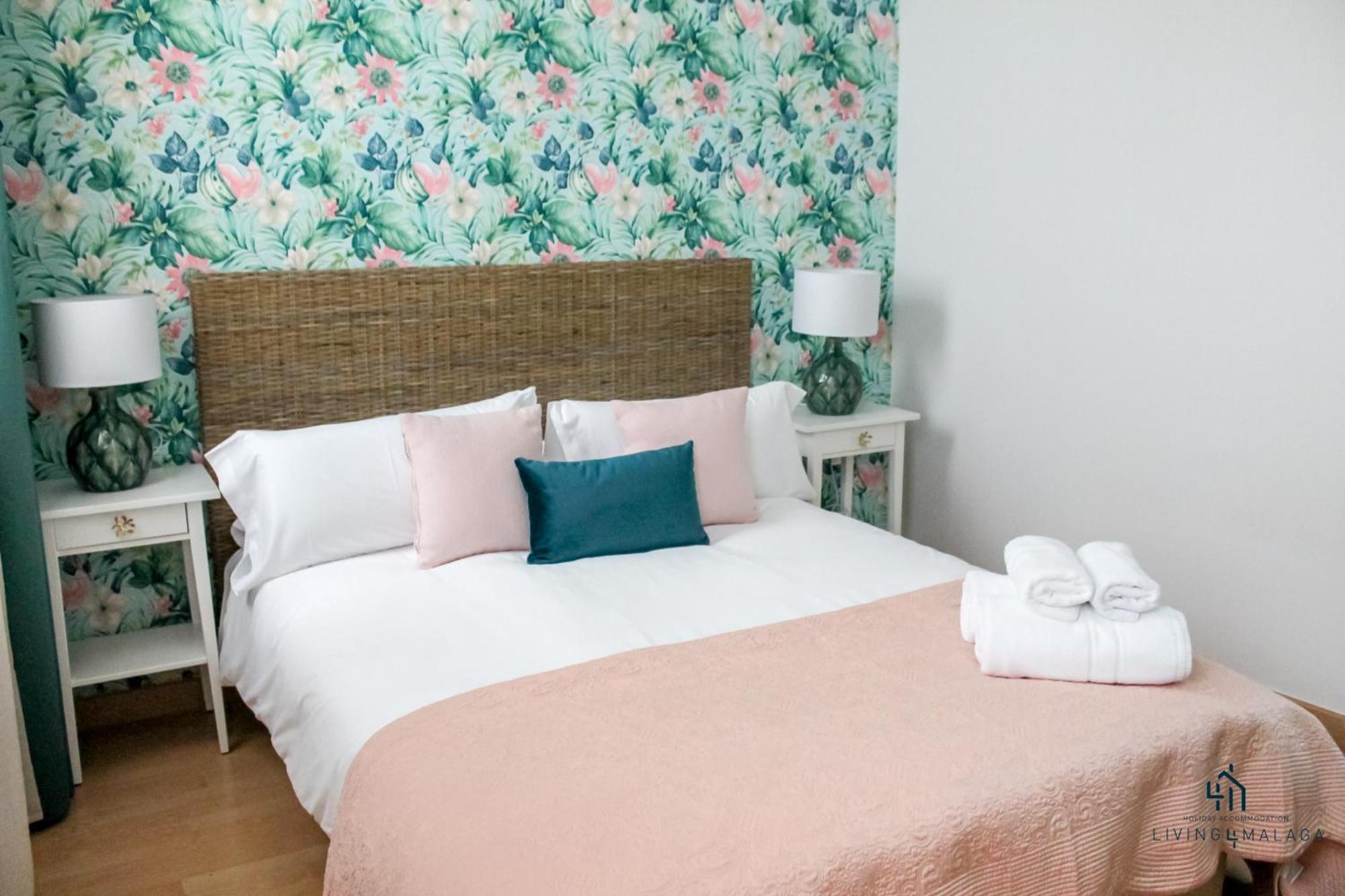 One-Bedroom Apartment - Calle Alamos