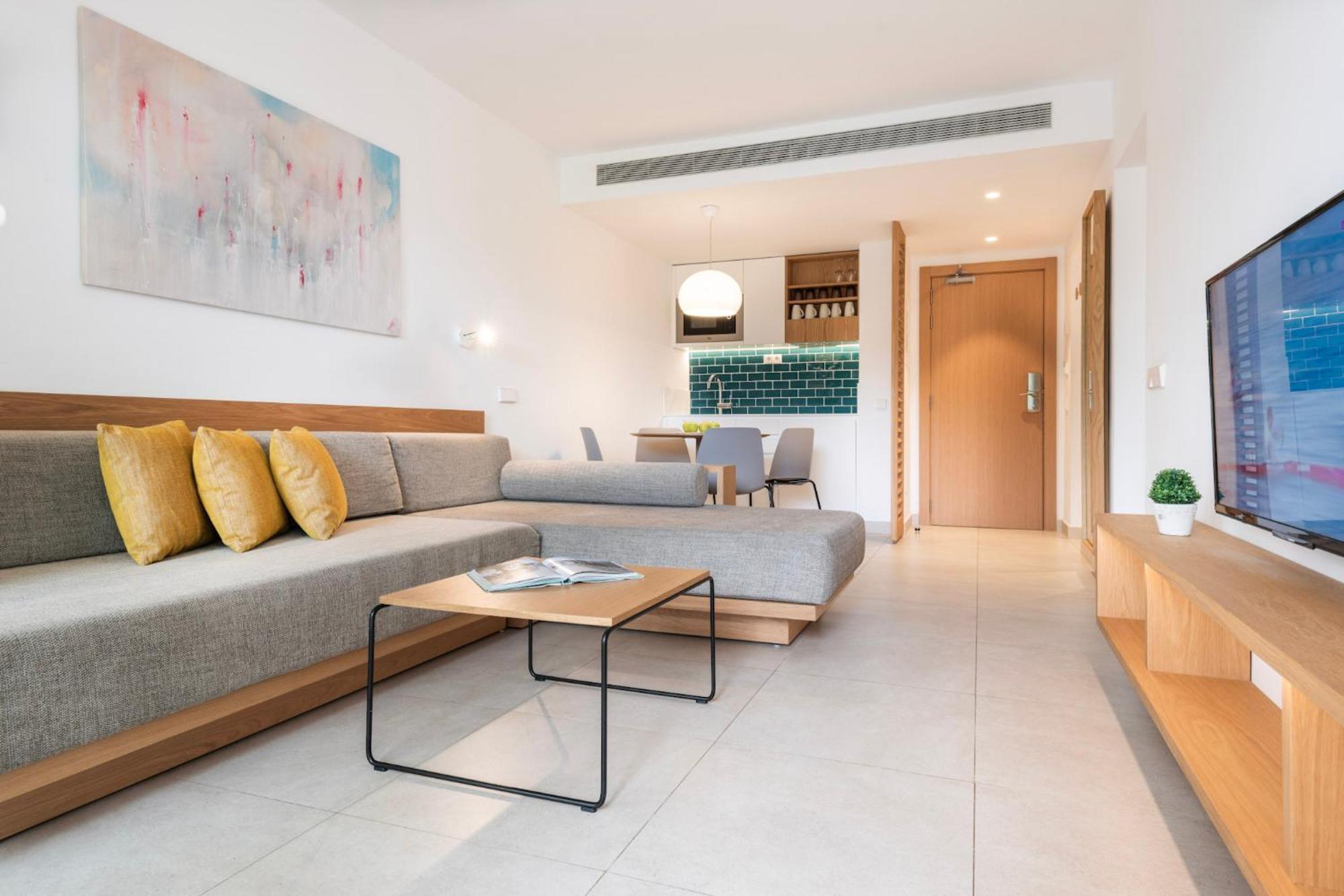 Superior Apartment
