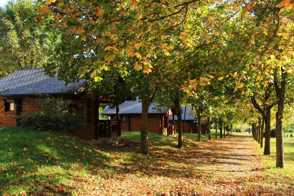 Bungalow (2 adultos)