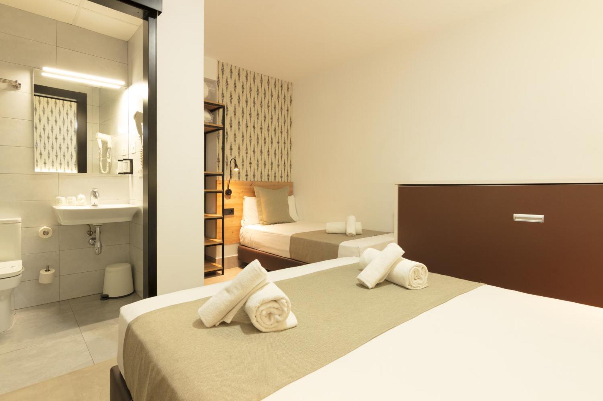 Triple Room