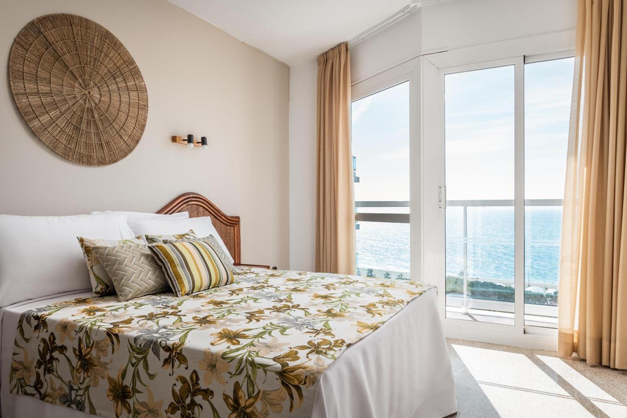 Dreibettzimmer mit Meerblick
