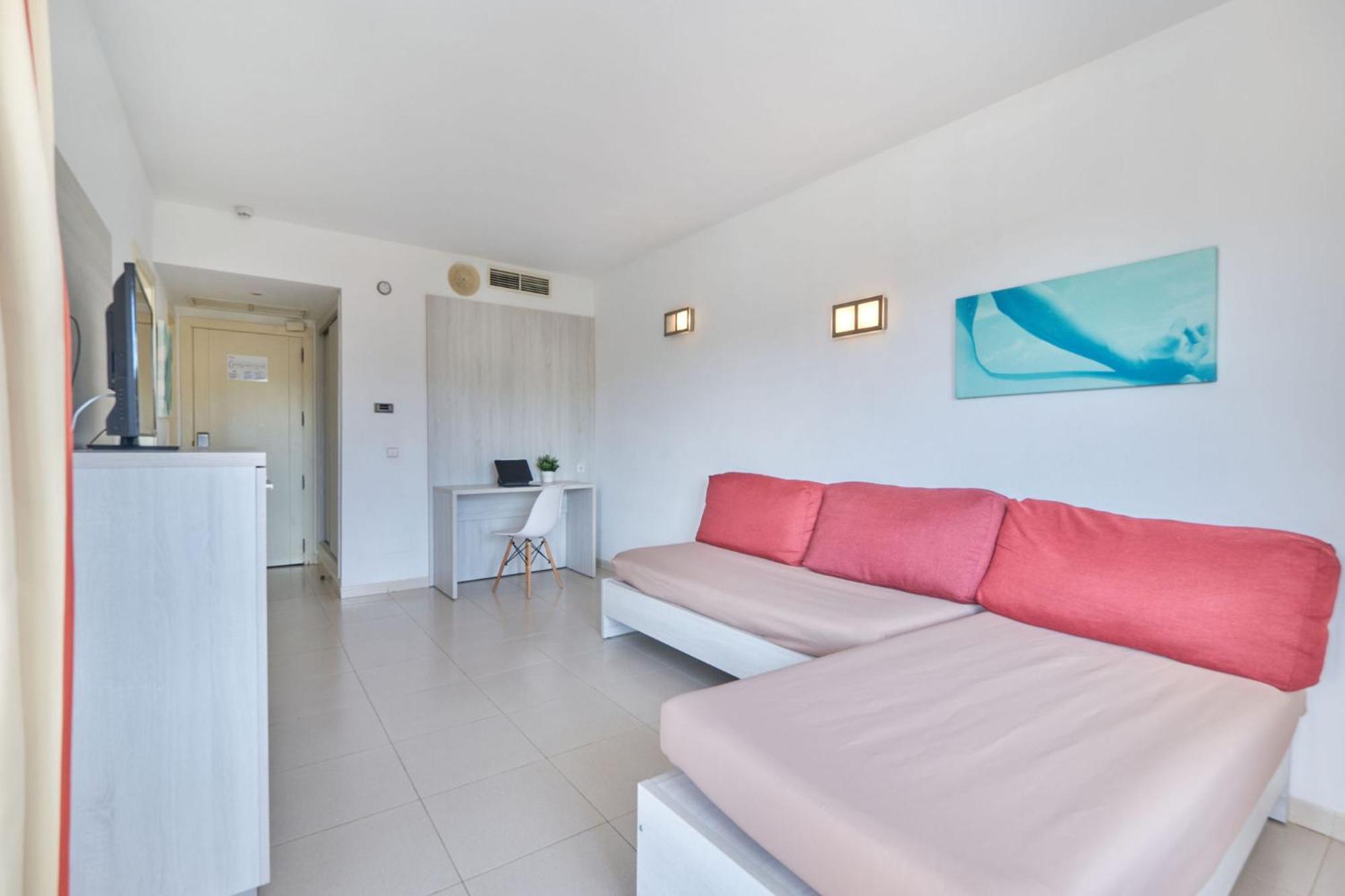 Suite mit Balkon (3 Erwachsene + 1 Kind)
