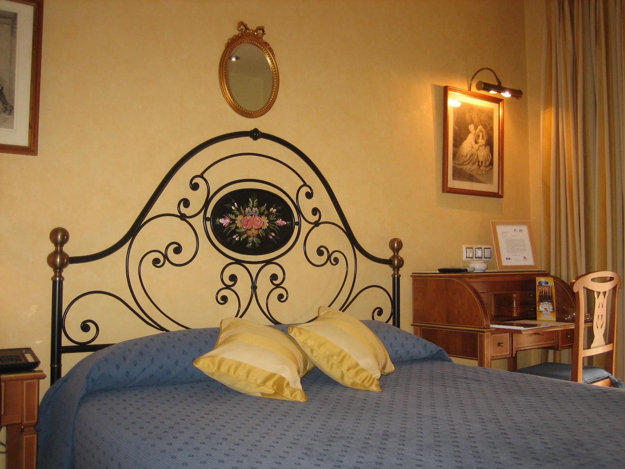 Habitación Doble con cama grande