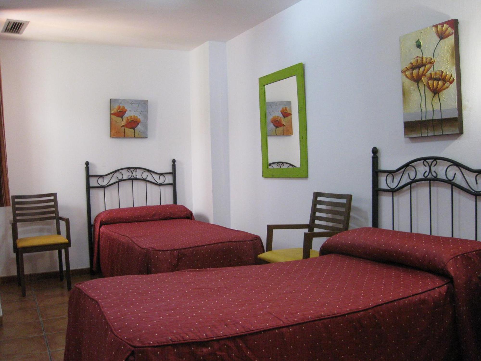 Triple Room,251031221:JPEG