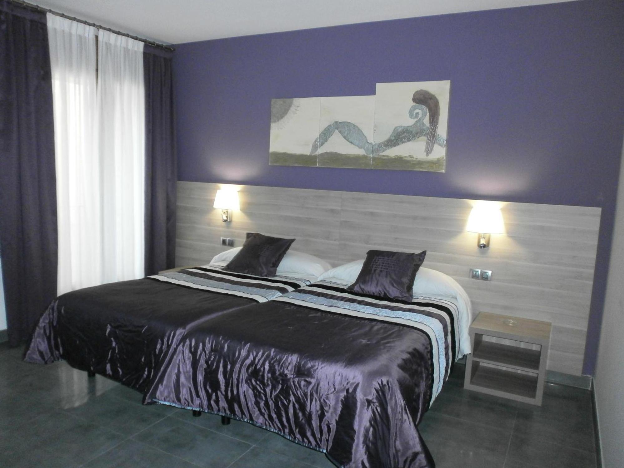 Comfort Double or Twin Room Extra Bed,69210440:JPEG