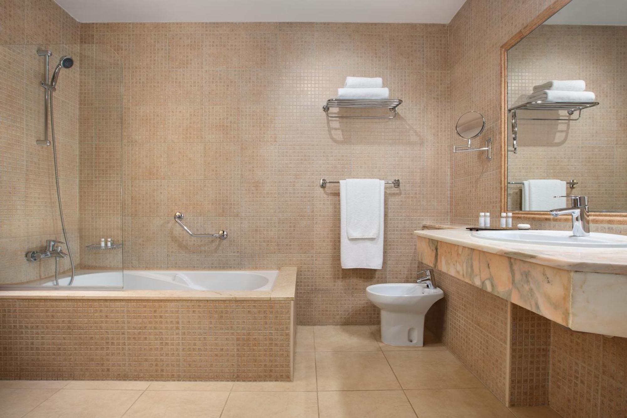 2 Bed Apartment Terrace Non-Smoking