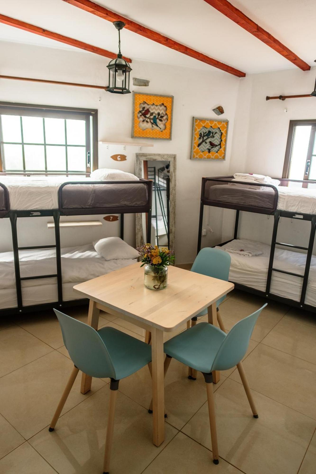 Single Bed Female Dormitory Room,1590367036:JPEG