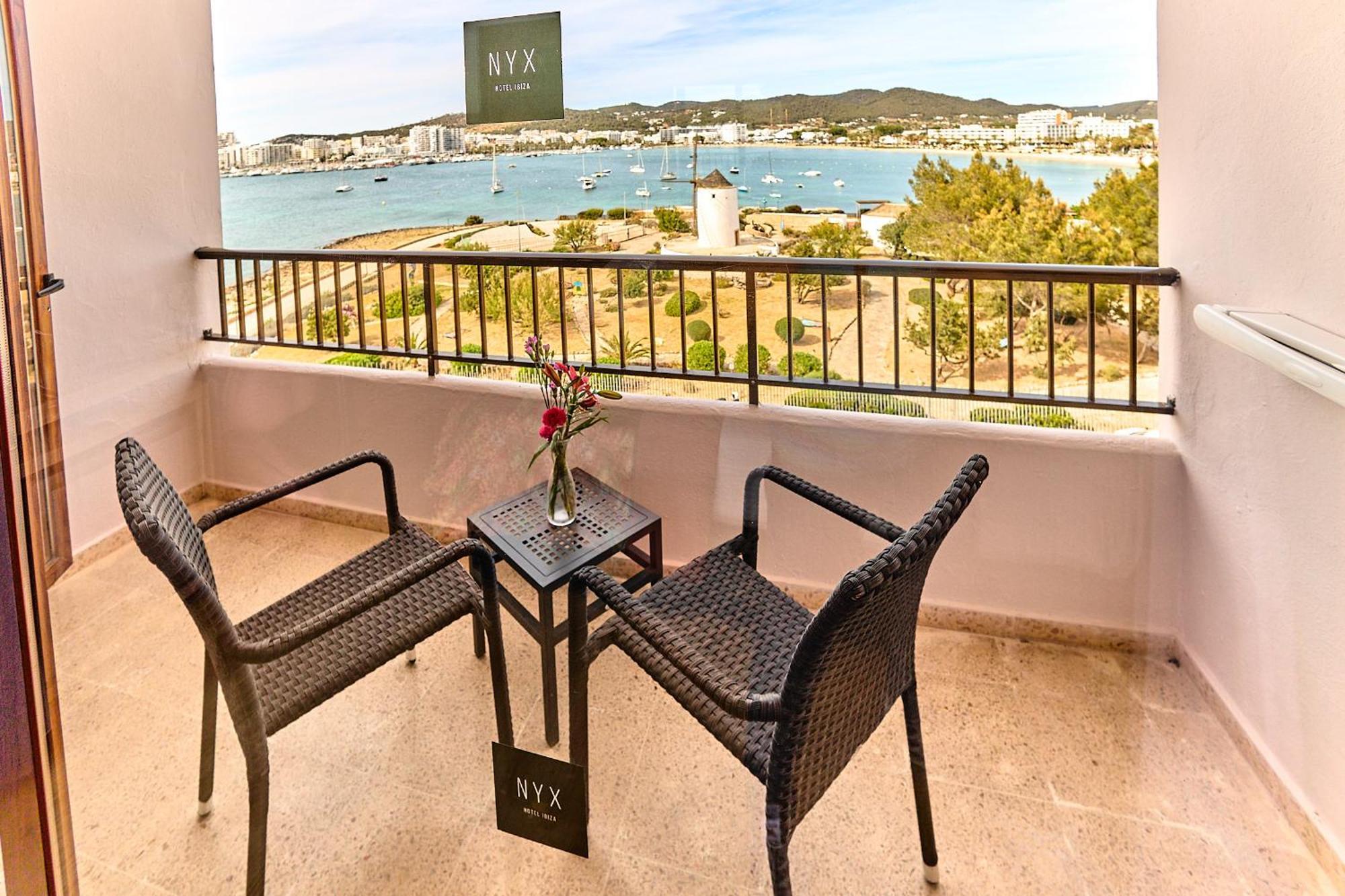 Superior Triple Room with Sea View
