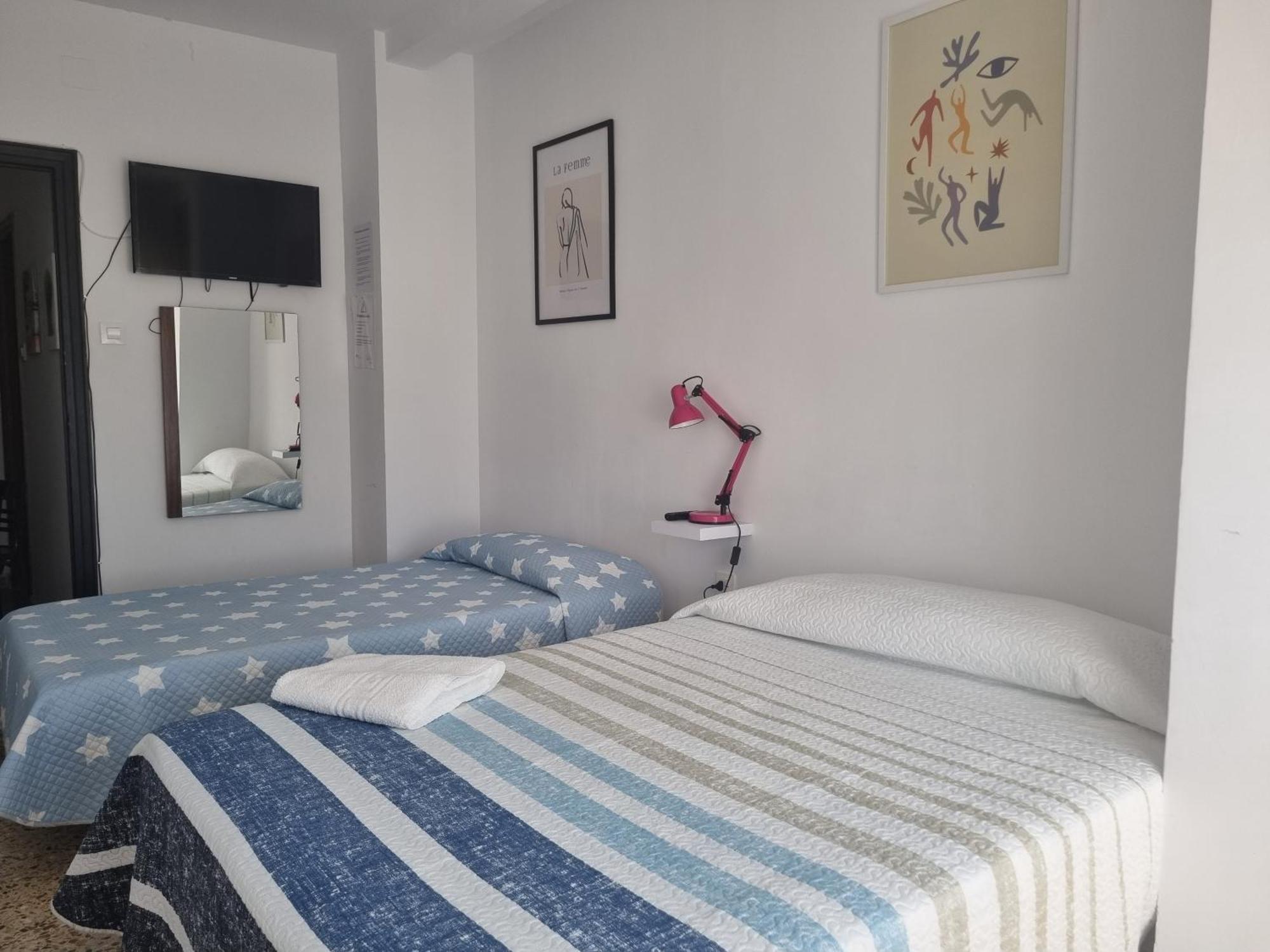 Habitación Doble con baño compartido