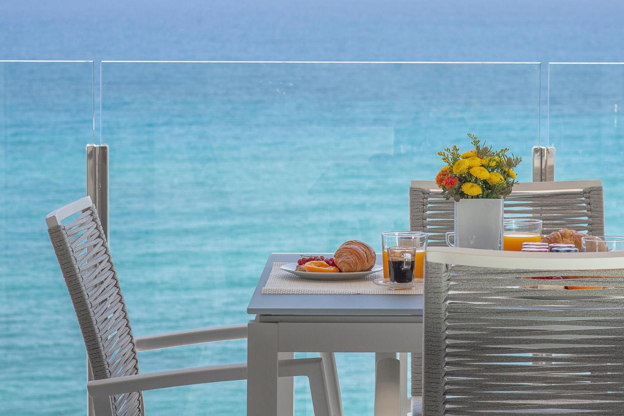Apartamento 2 Dormitorios Vistas Mar Premium