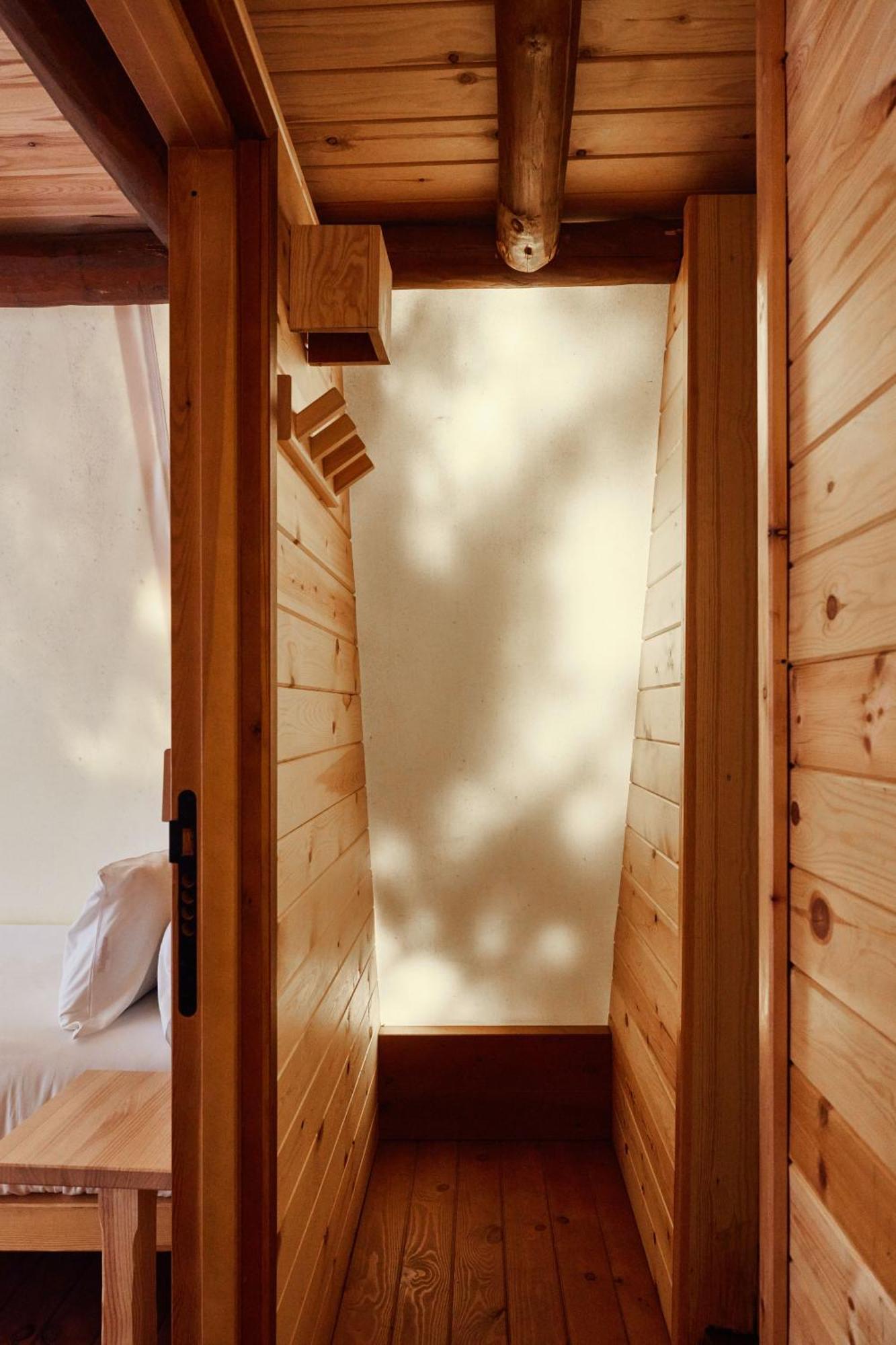 Glamping Sauceda con baño privado (6 personas)