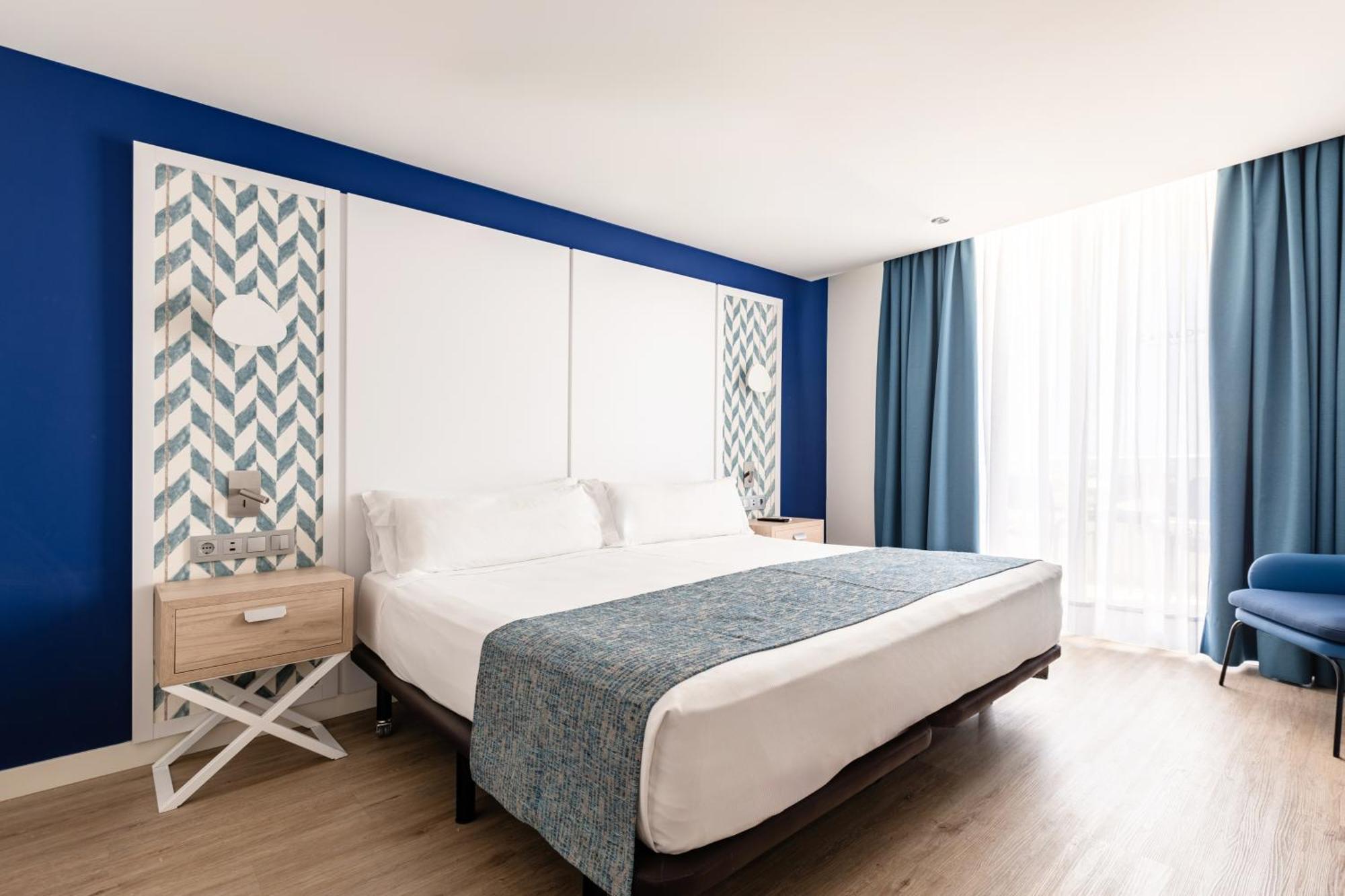 Deluxe Premium Room