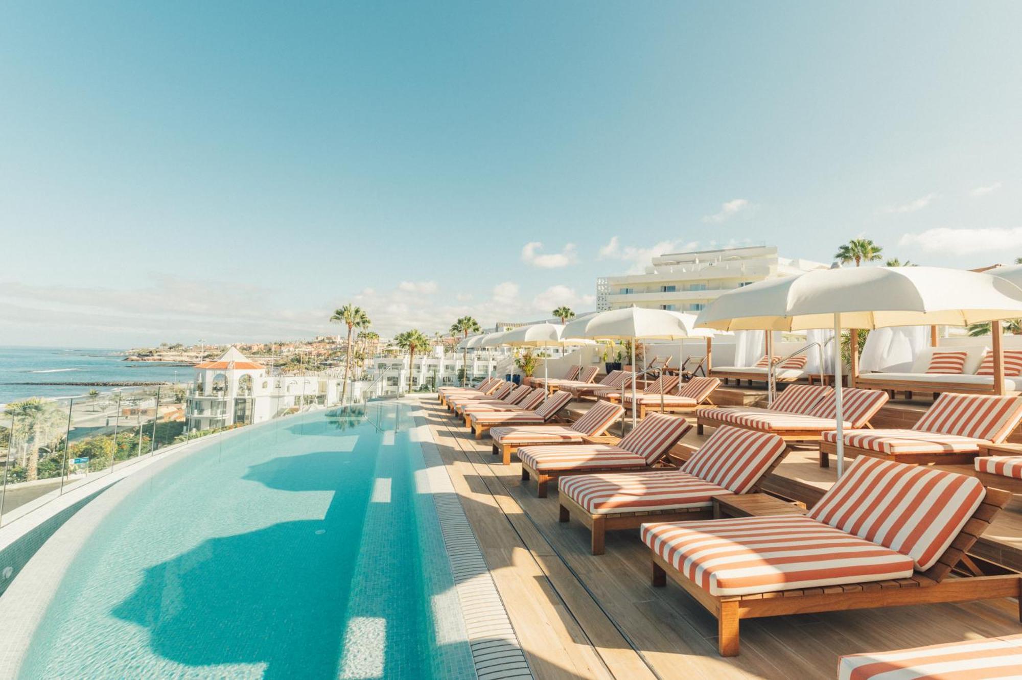 Star Prestige Double Room Side Sea View Executive Lounge Access