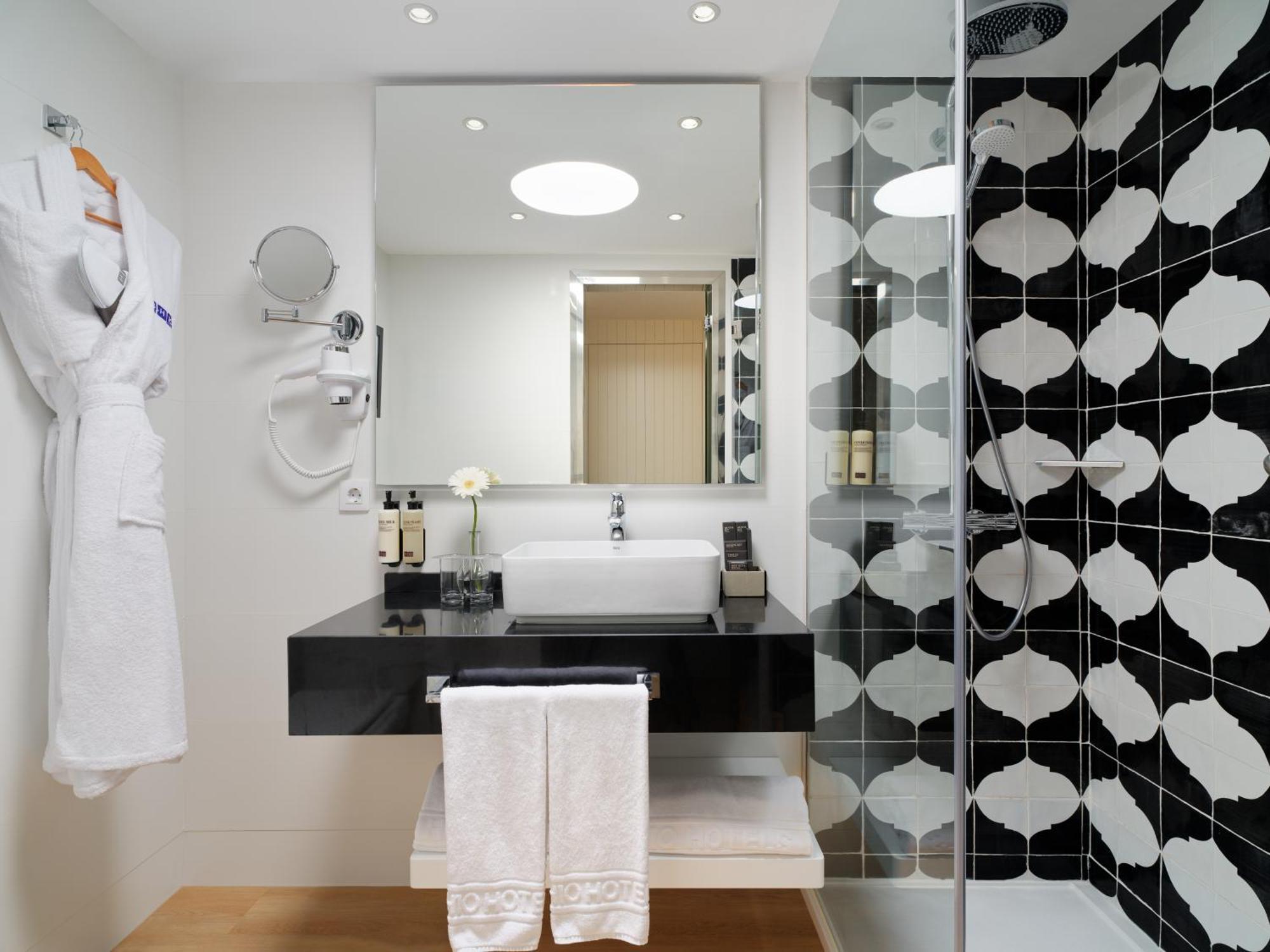 Deluxe Double or Twin Room Terrace