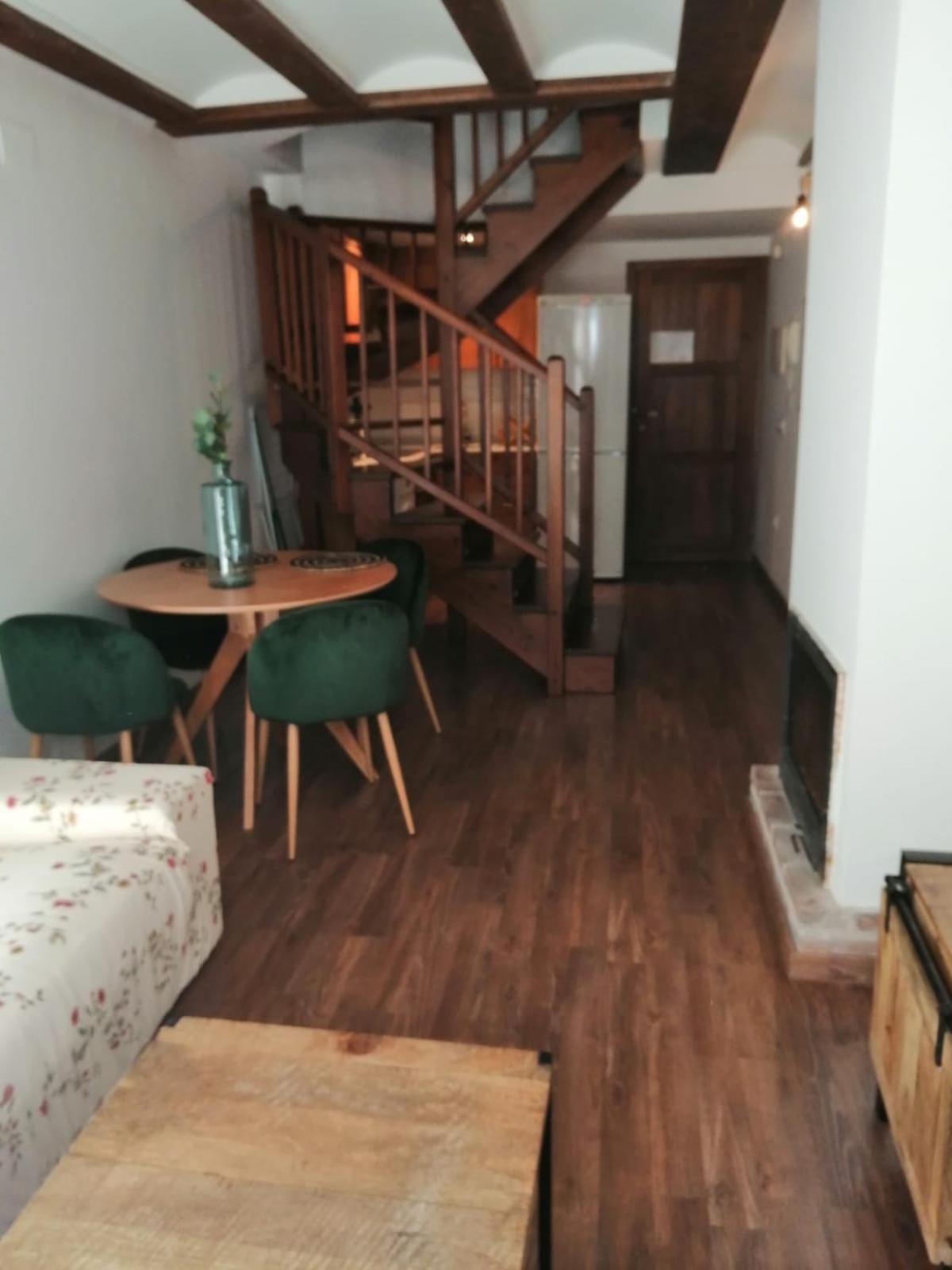 Apartment Split Level