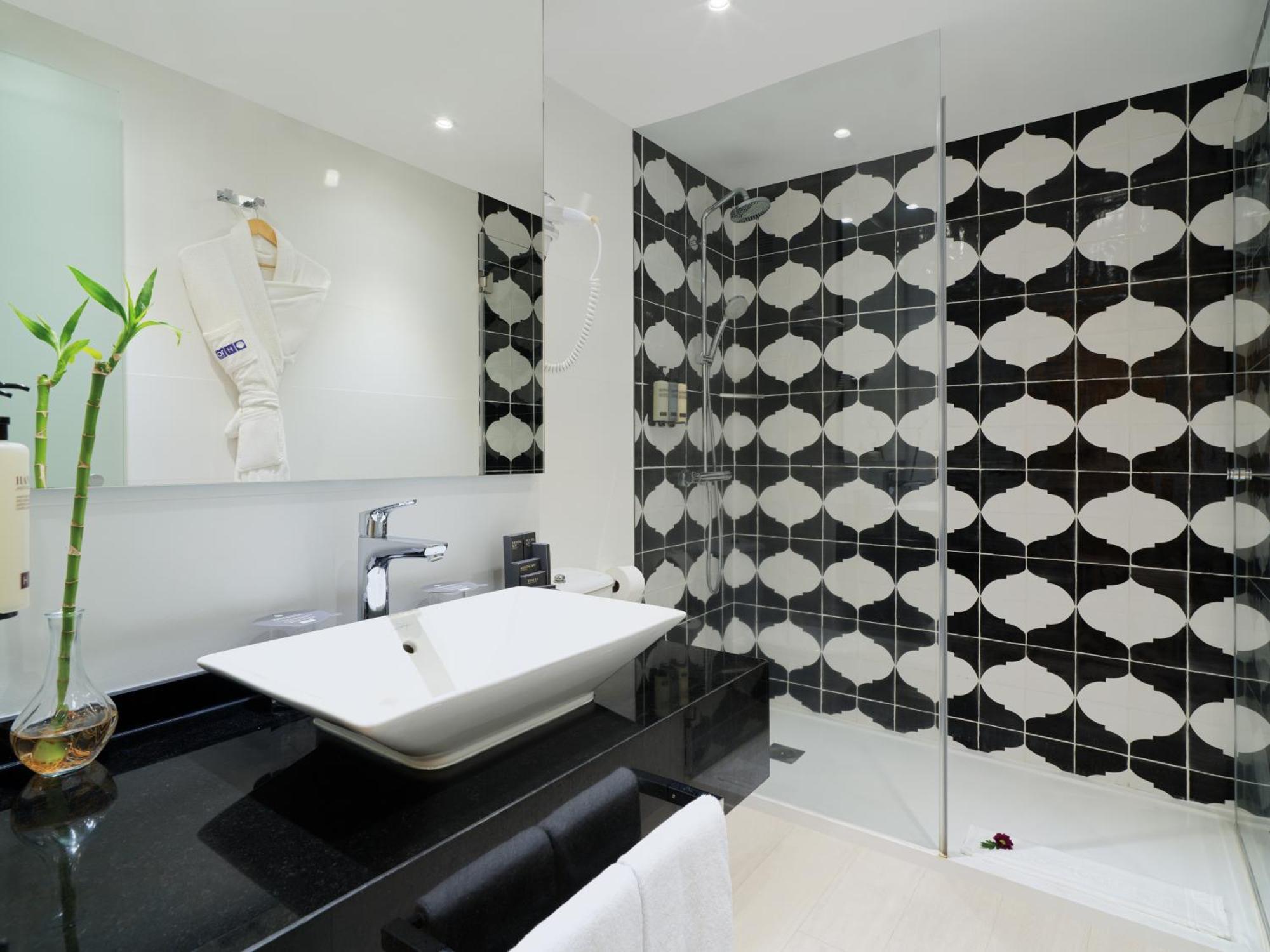 Basic Double Room