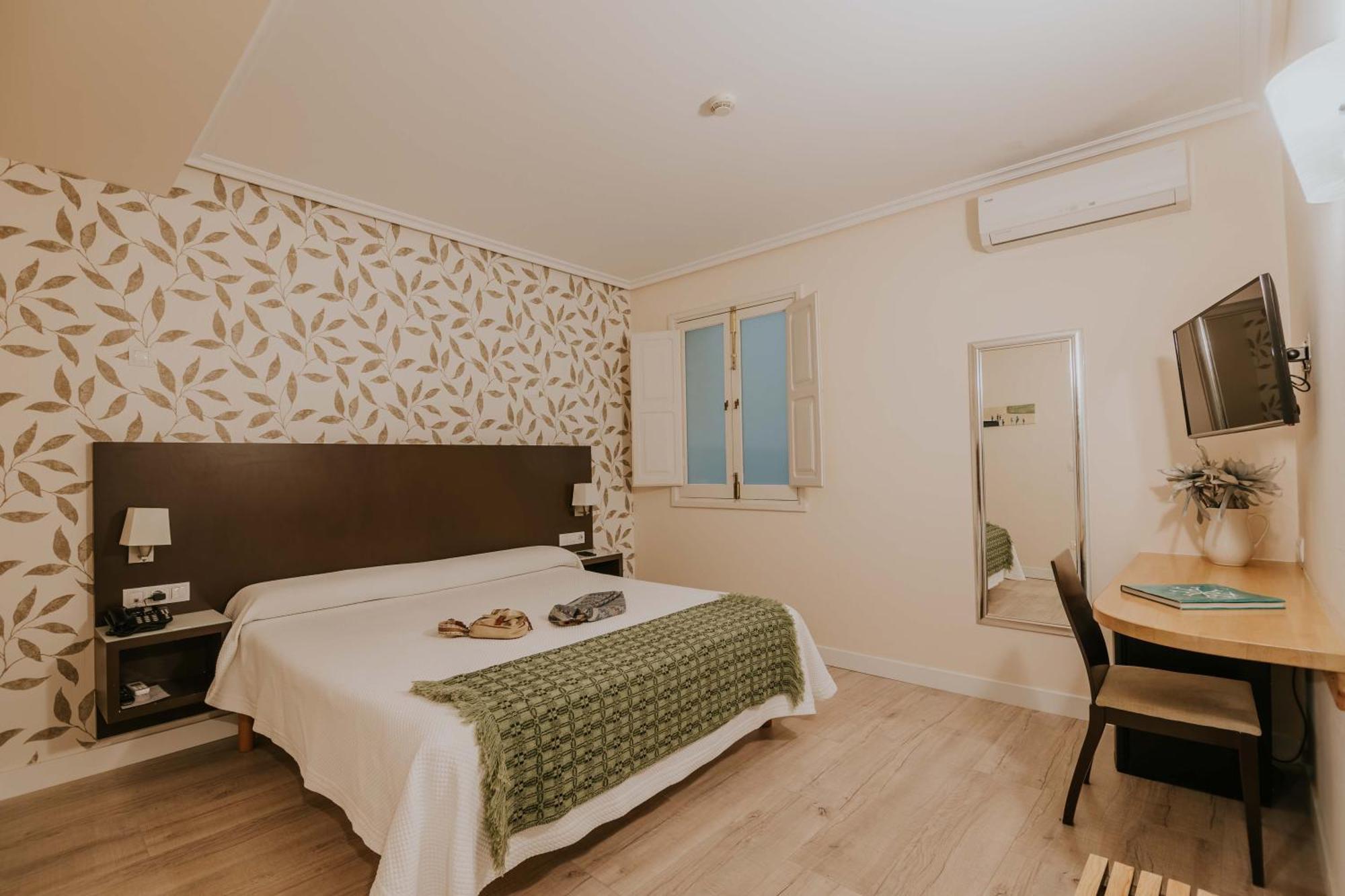 Habitación Doble Interior con cama extragrande