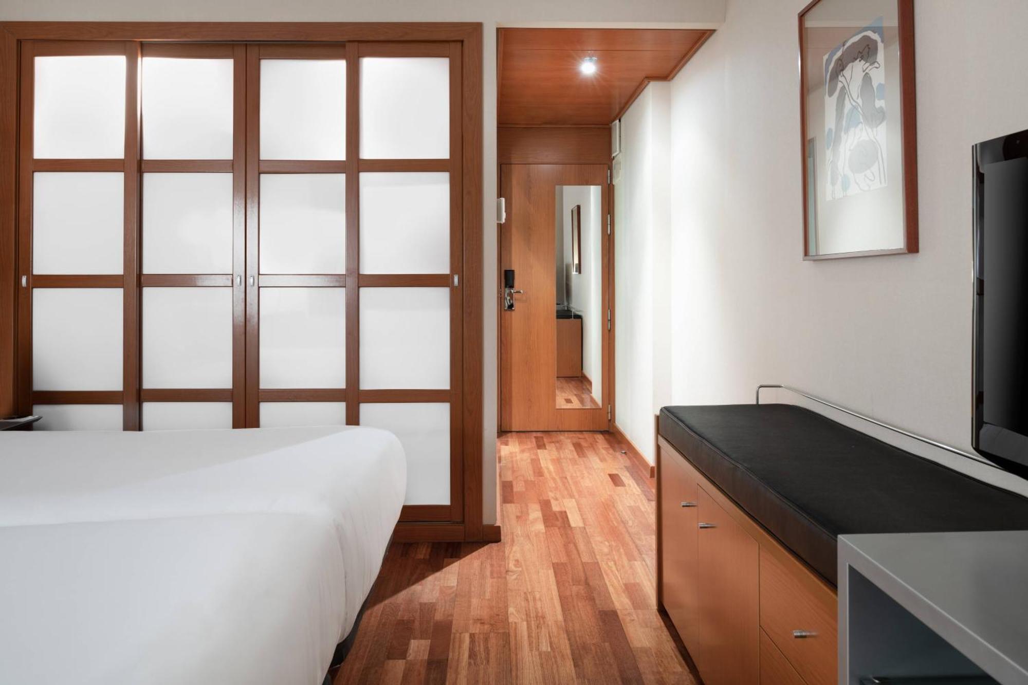 Twin Room,1773676945:JPEG