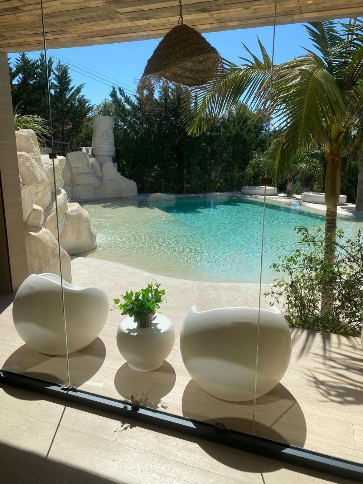 Suite con vistas a la piscina