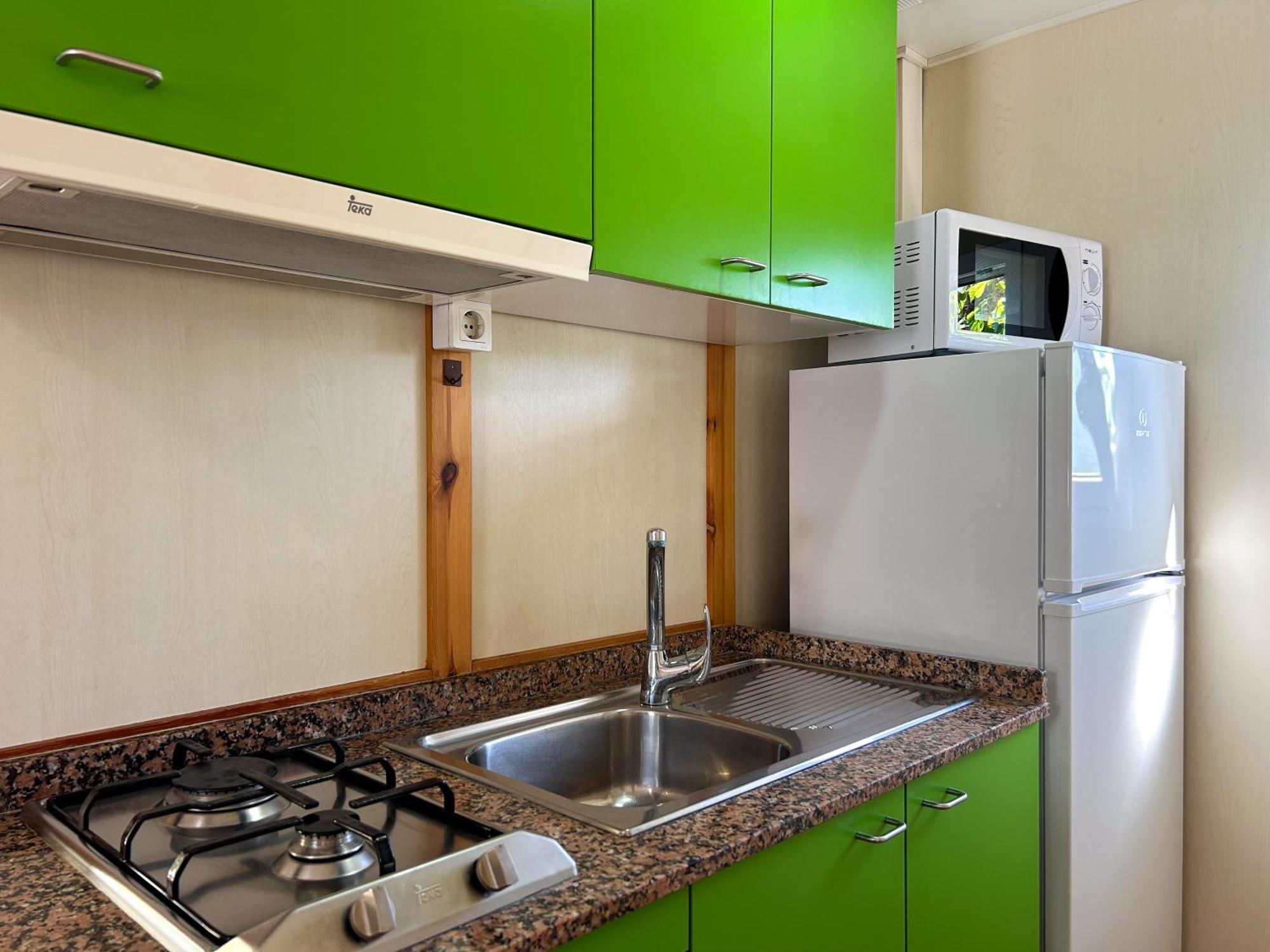 One-Bedroom Bungalow