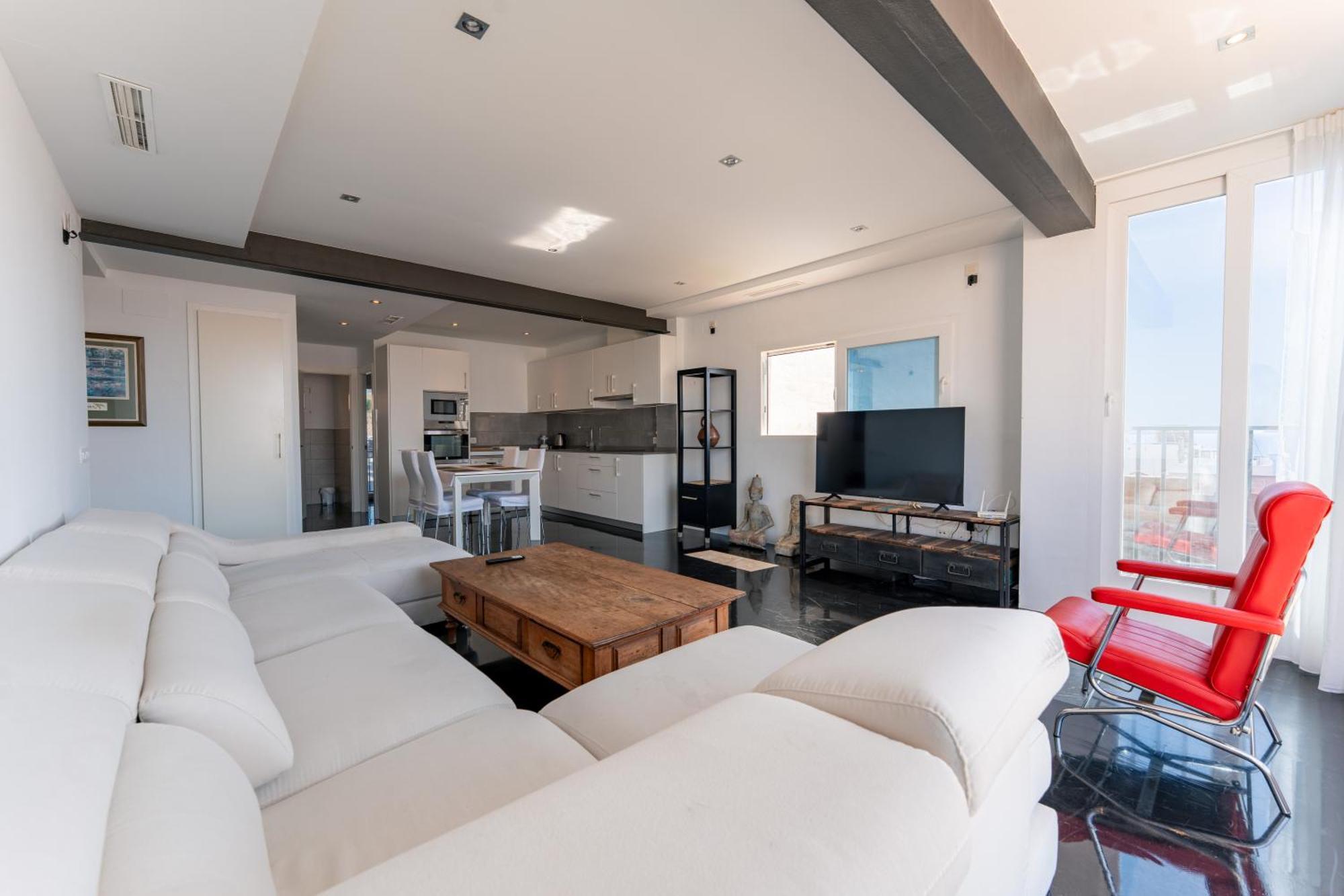Two-Bedroom Apartment Balcony Sea View