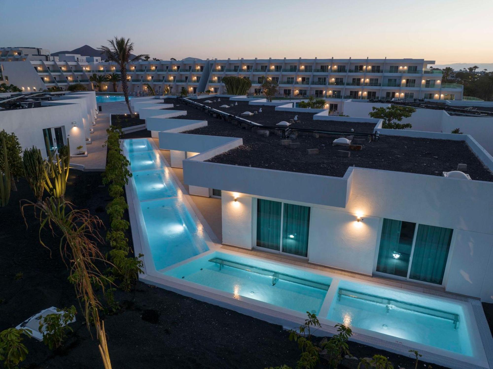 Suite Swim up