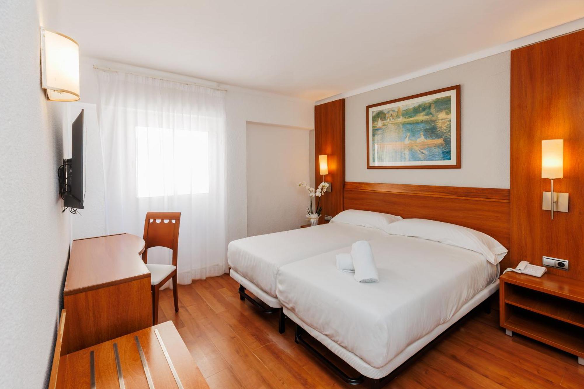 Double or Twin Room,1674713247:JPEG