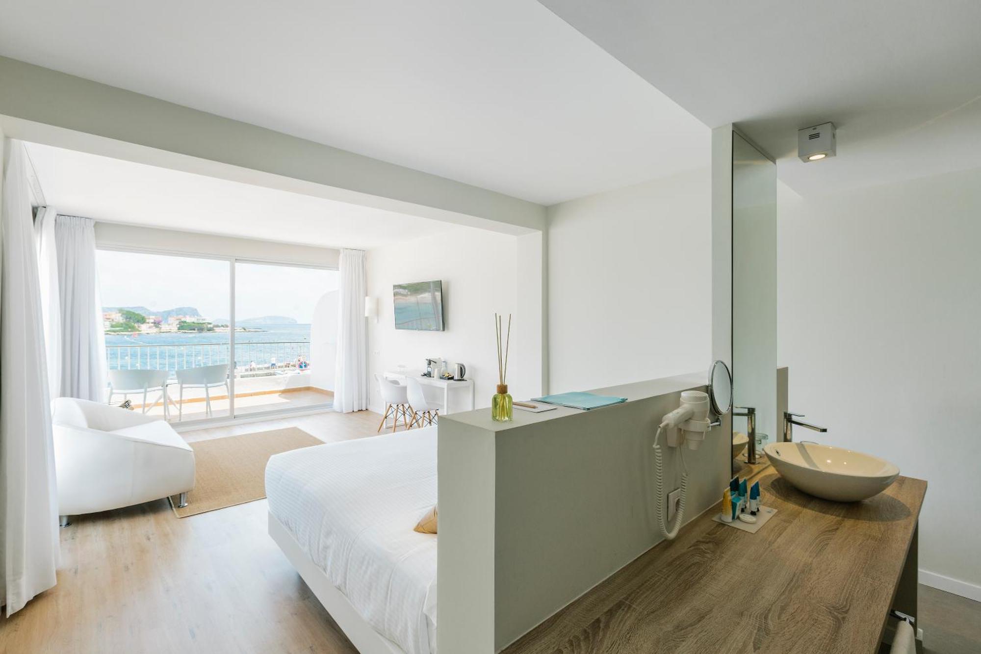 Junior Suite Frontal Sea View