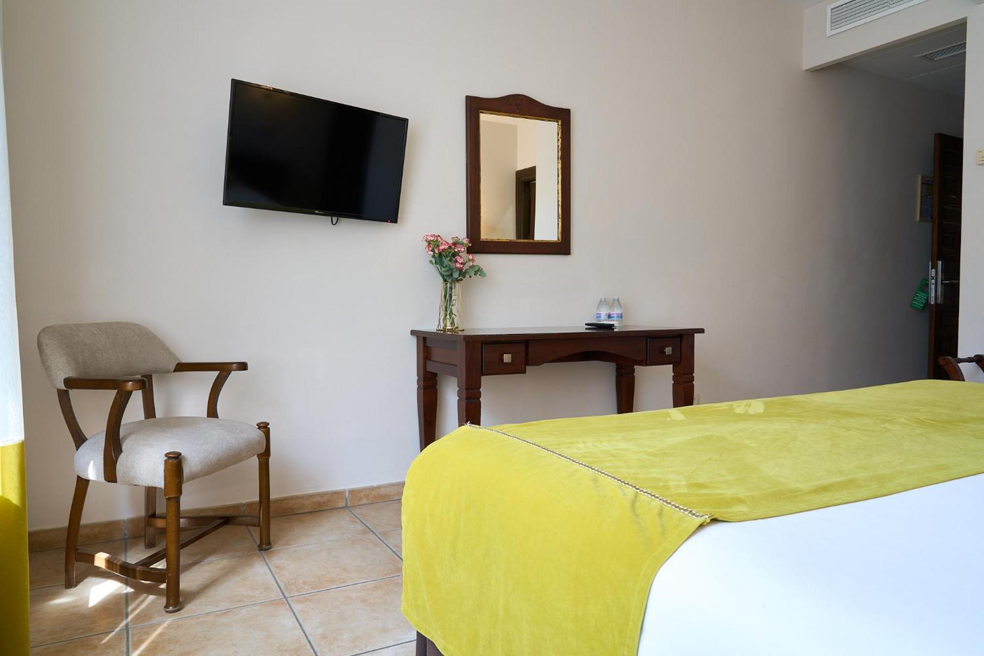 Habitación Doble con cama grande