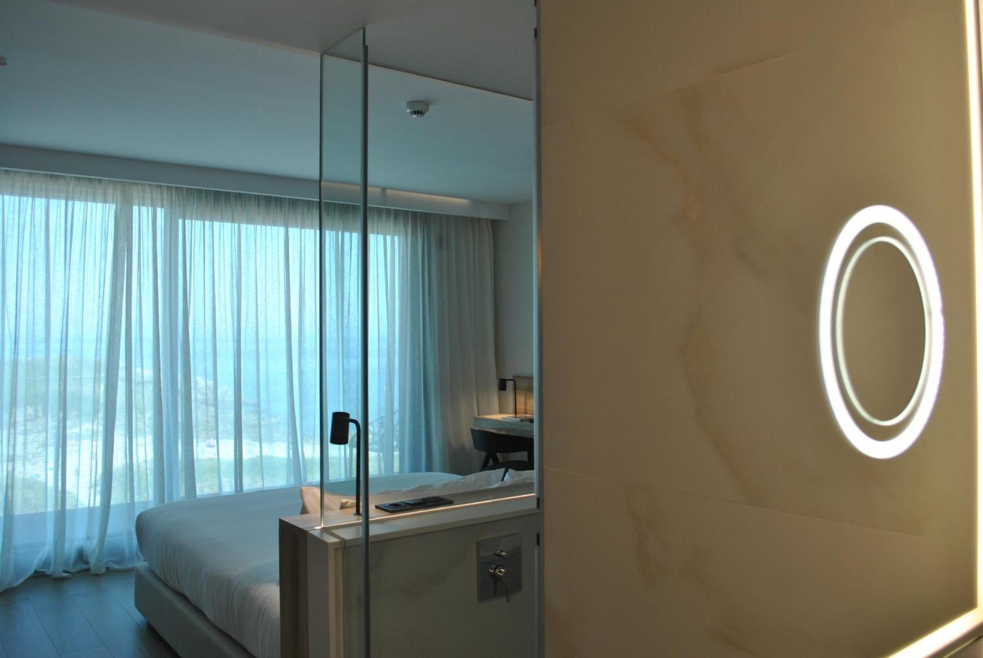Habitación Doble Premium con vistas al mar, bañera y terraza
