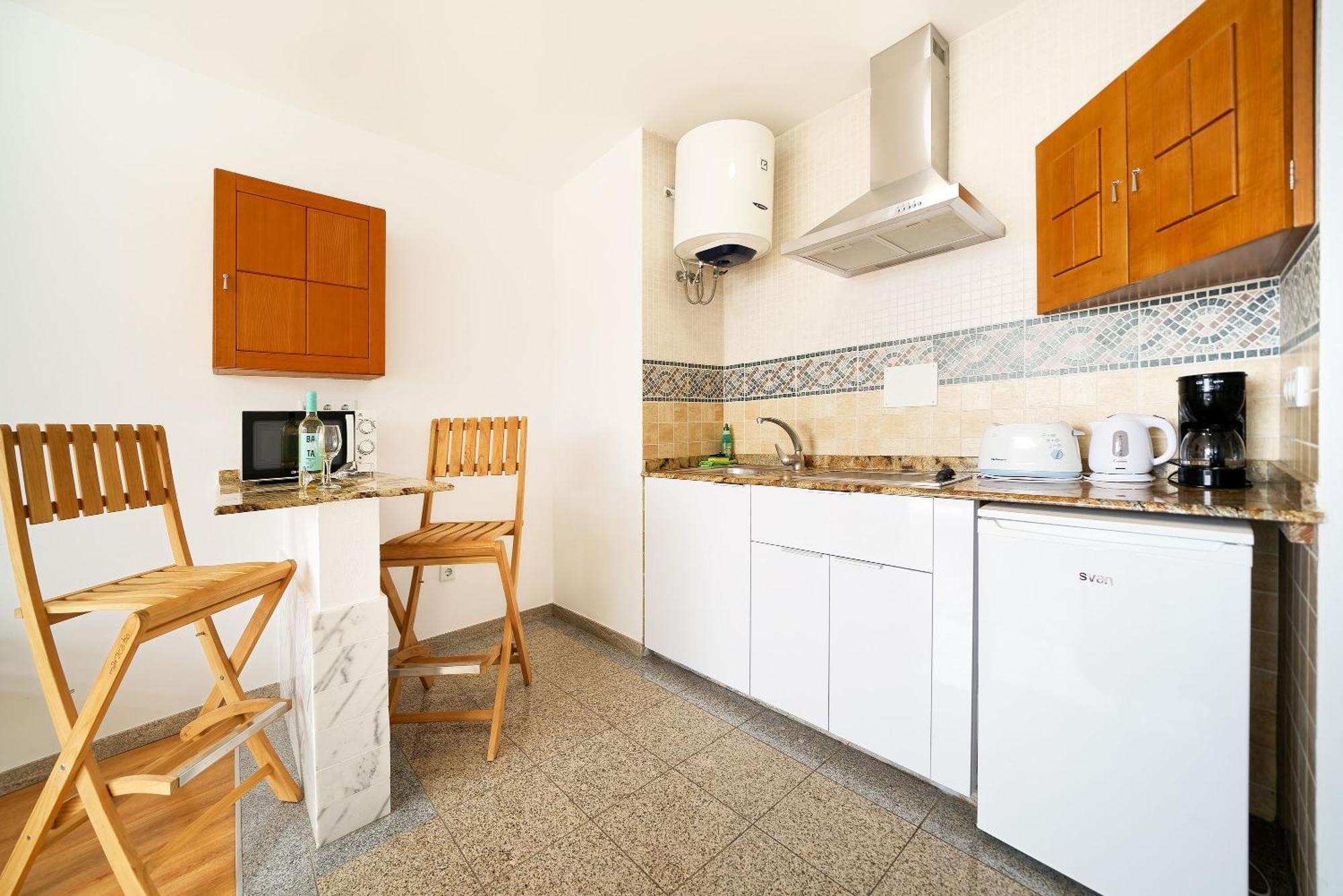 Superior One-Bedroom Apartment