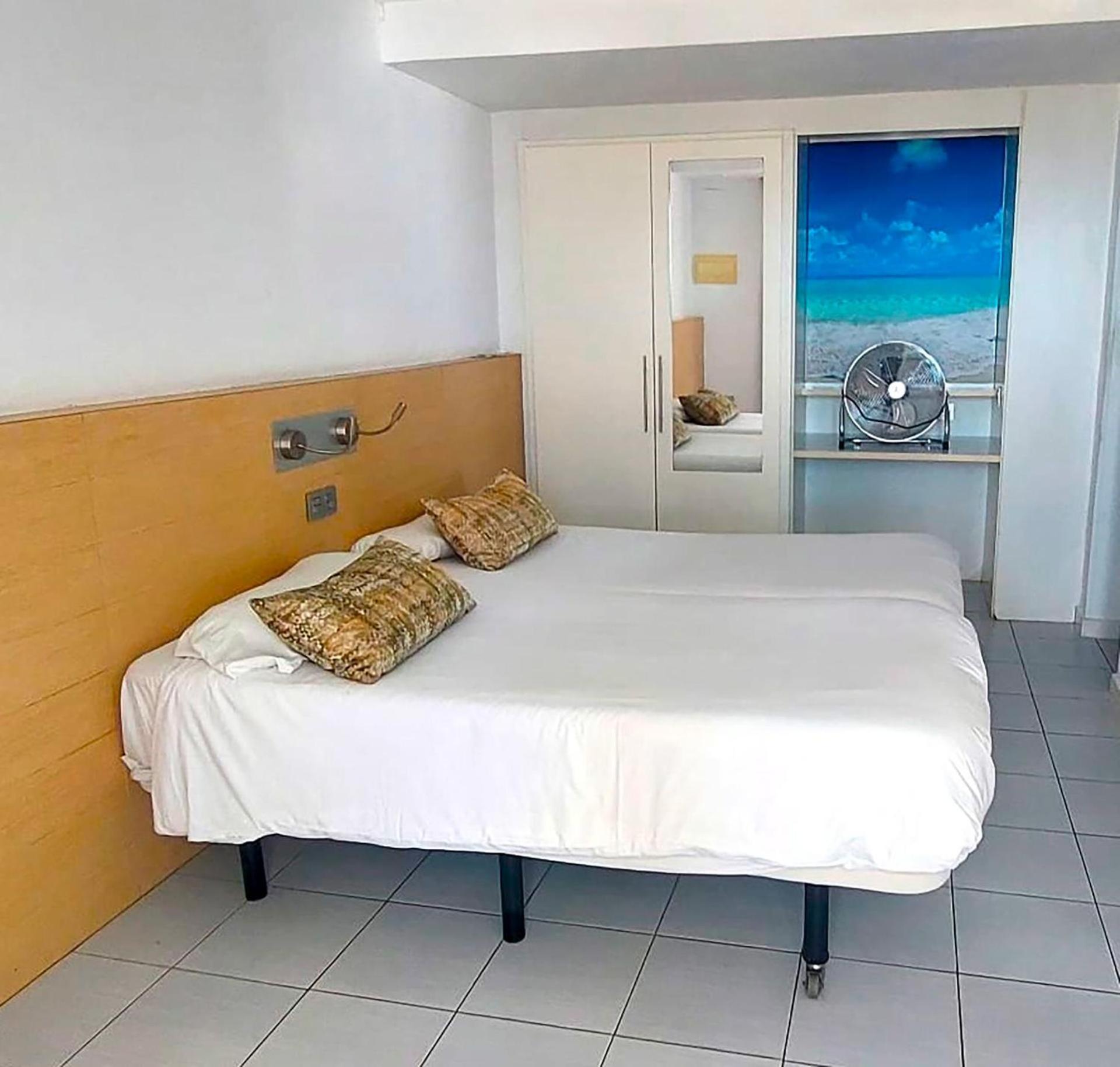 Classic One Bedroom Apartment small balcony sea view