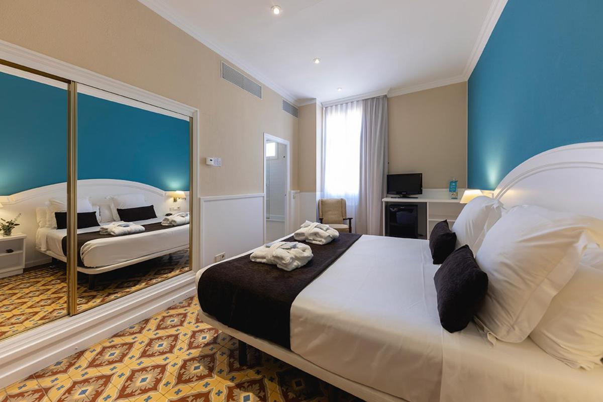 Double Room,1773677599:JPEG