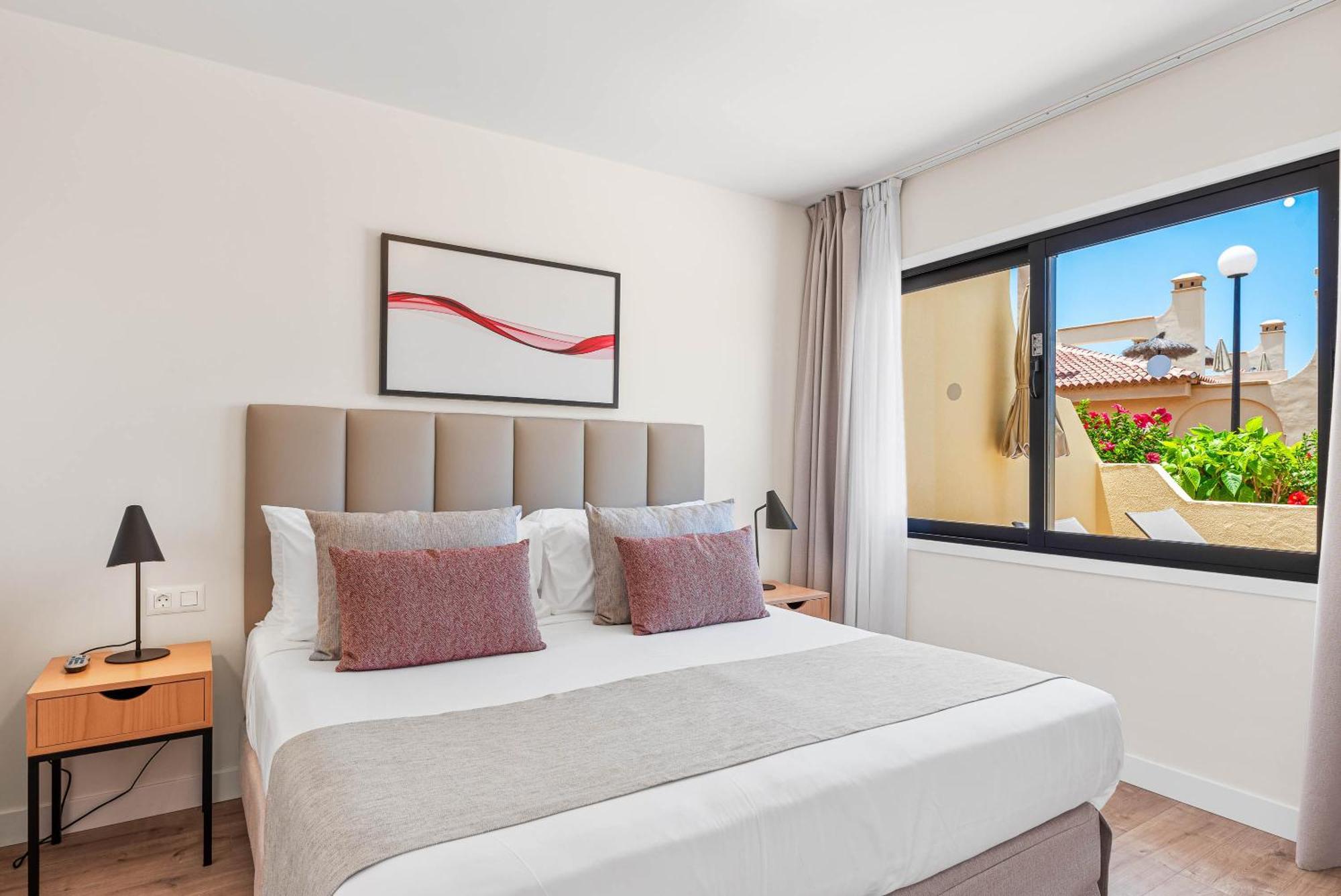 One-Bedroom Superior Apartment