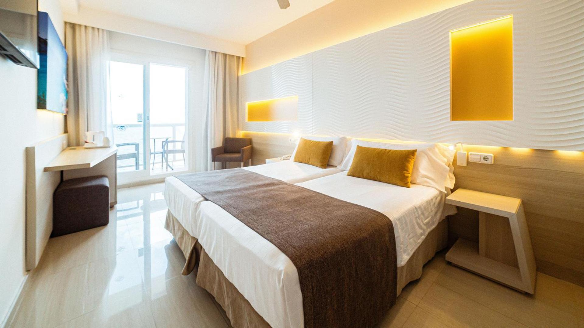 Double or Twin Room,1722889207:JPEG