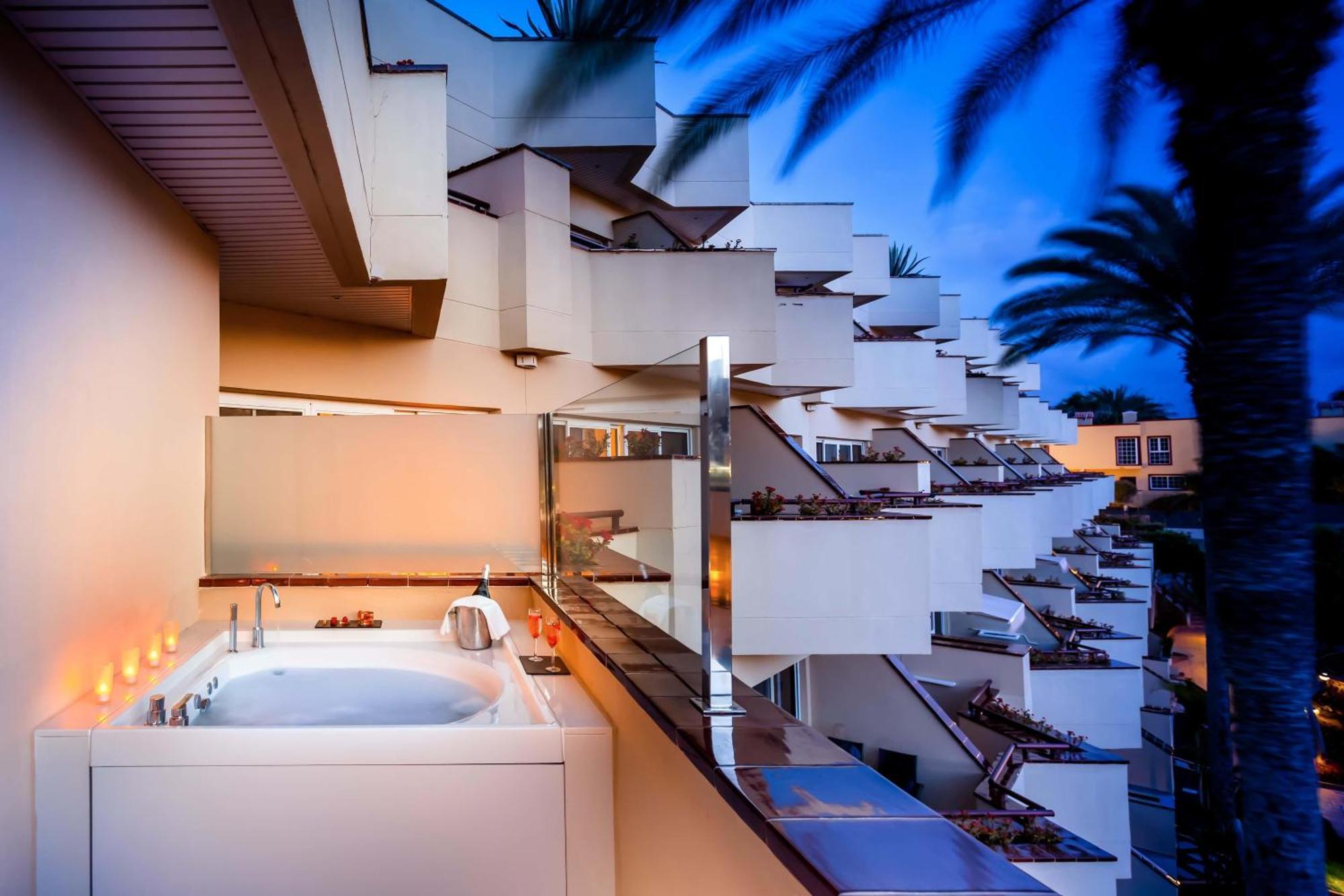 Suite Hot Tub