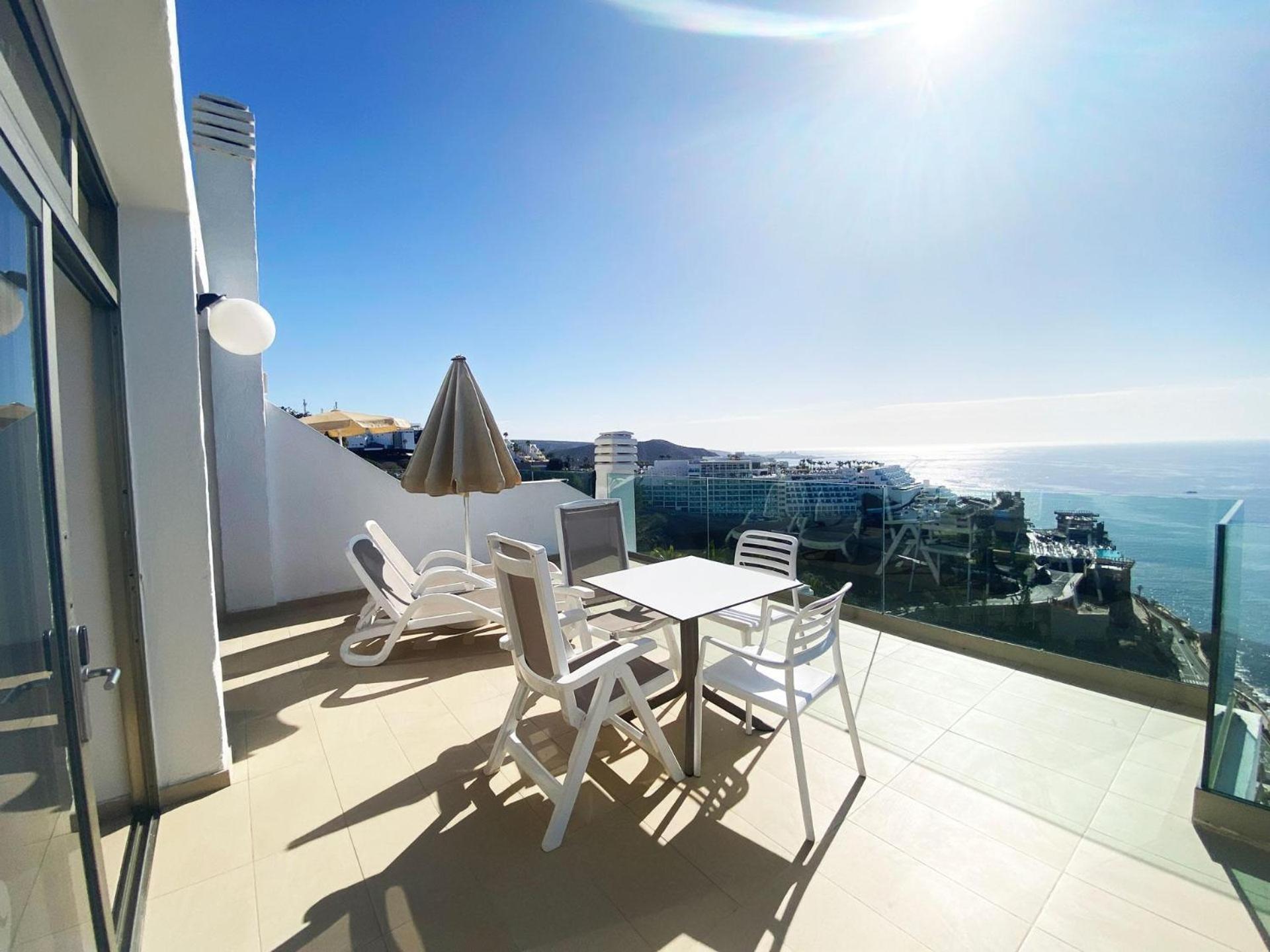 Premium One Bedroom Apartment High Floor Sea View