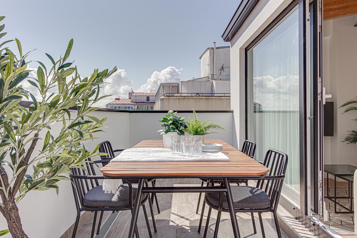 Apartamento con terraza