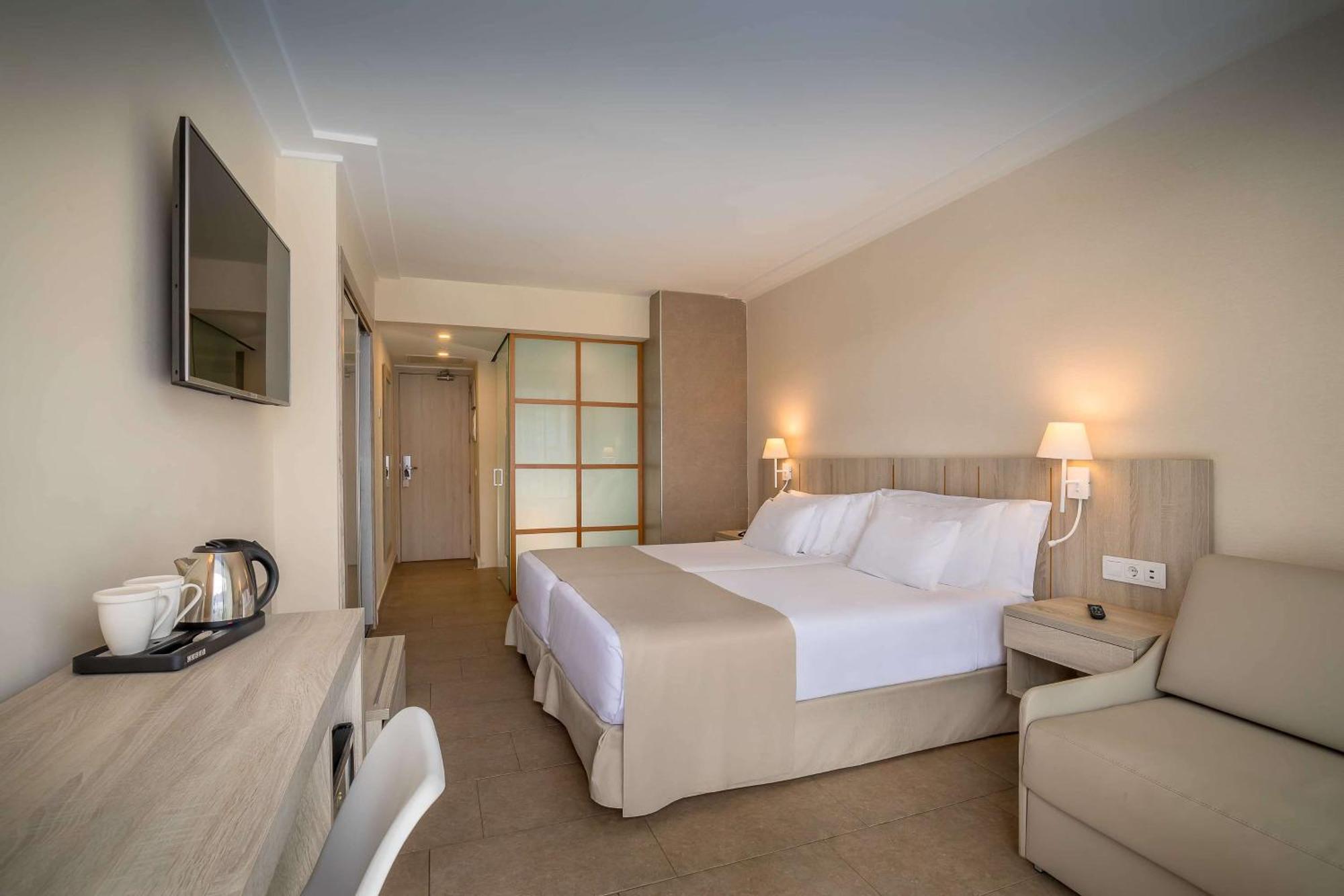 Double or Twin Room Spa Access,1756405704:JPEG
