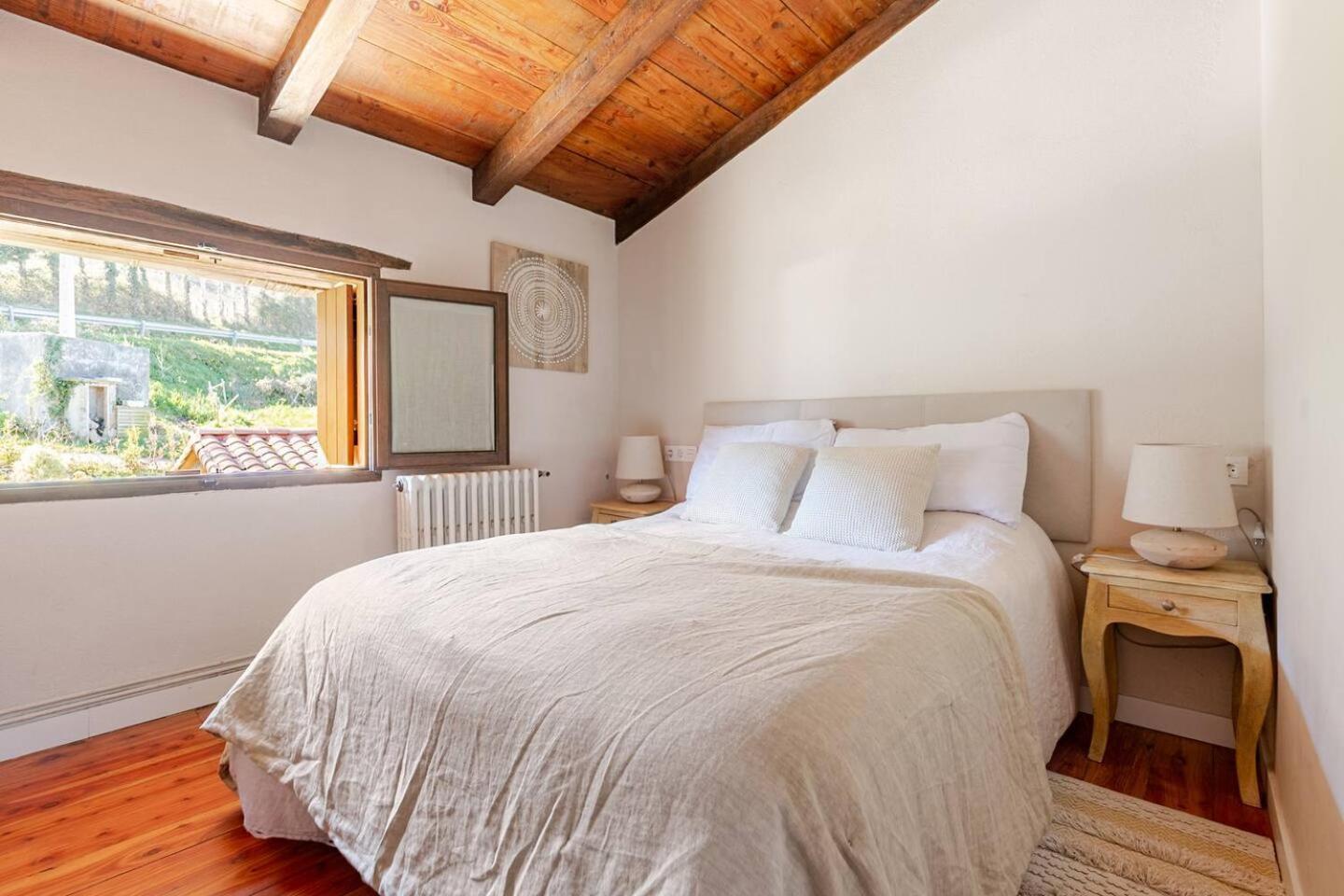 Habitación Doble con vistas a la montaña