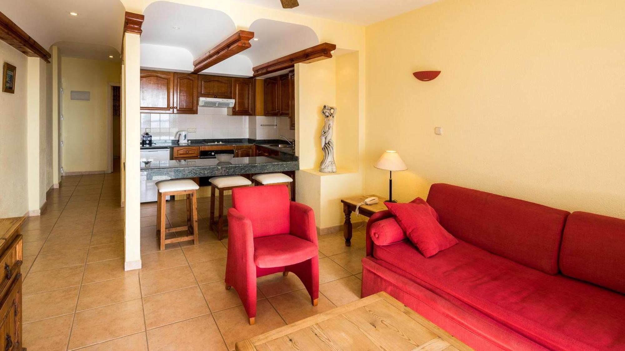 Family Room,1758275364:JPEG
