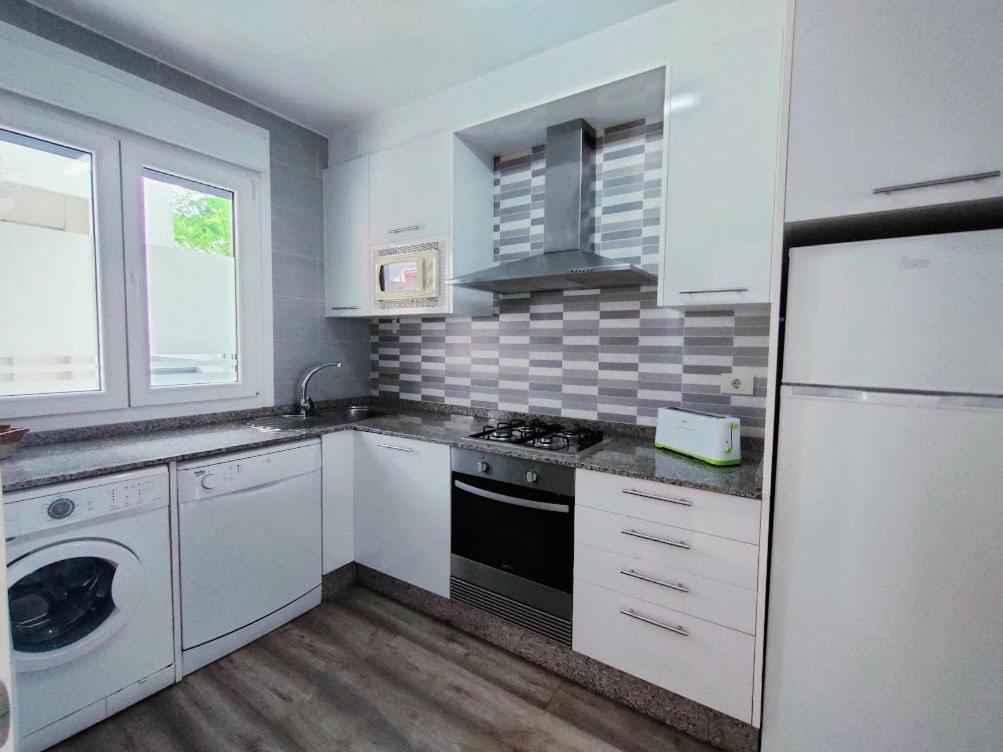Apartamento de 2 dormitorios con balcón