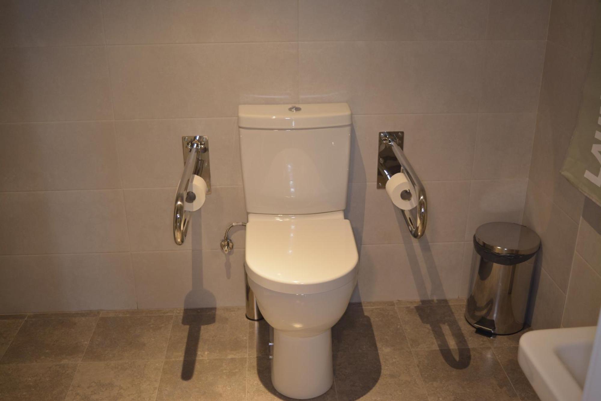 Habitación Individual adaptada para personas con movilidad reducida